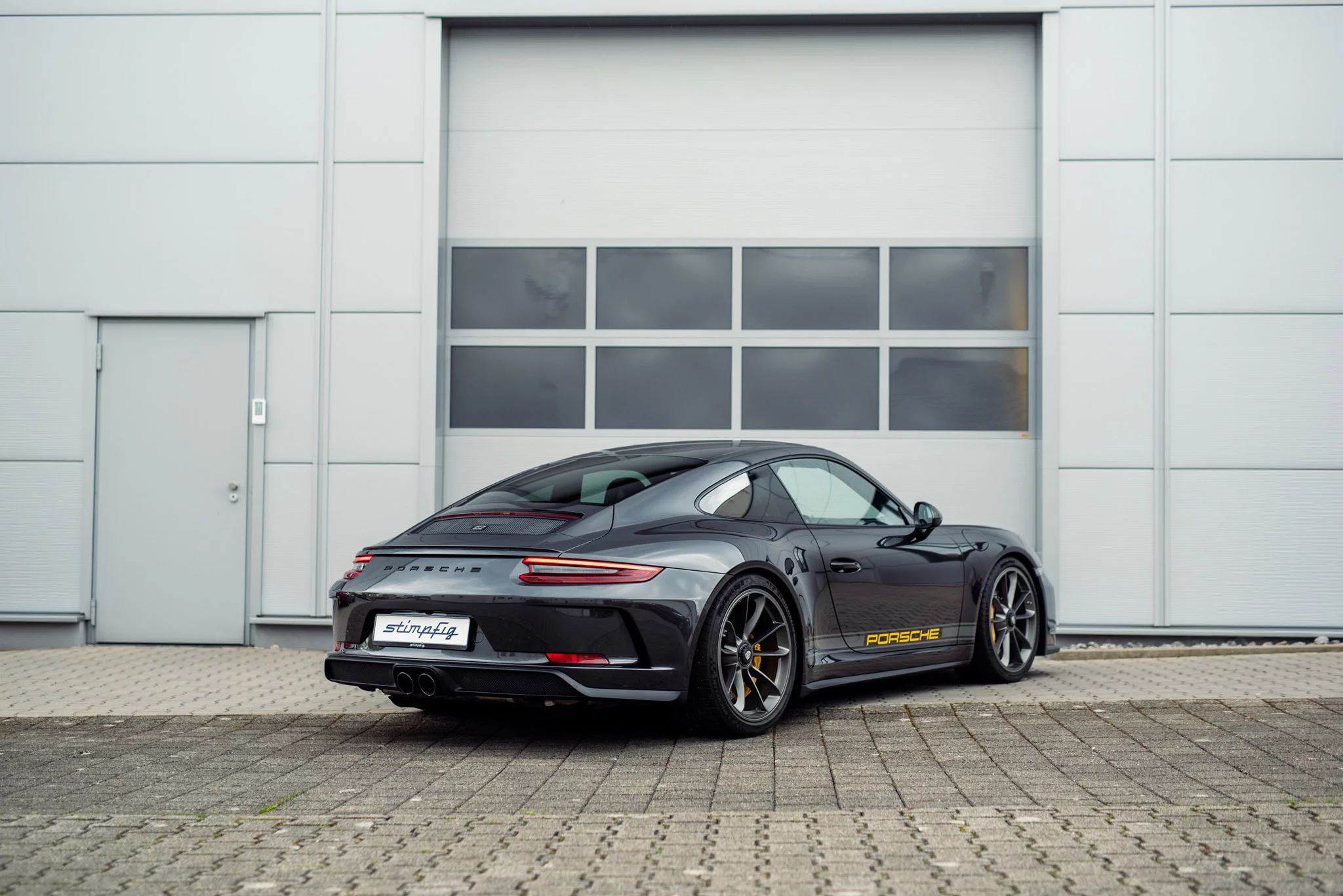 Grigio Granito Metallic Porsche 911 GT3