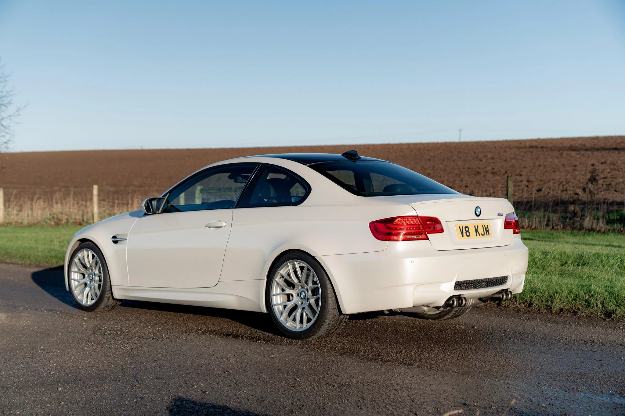Mineral White BMW M3