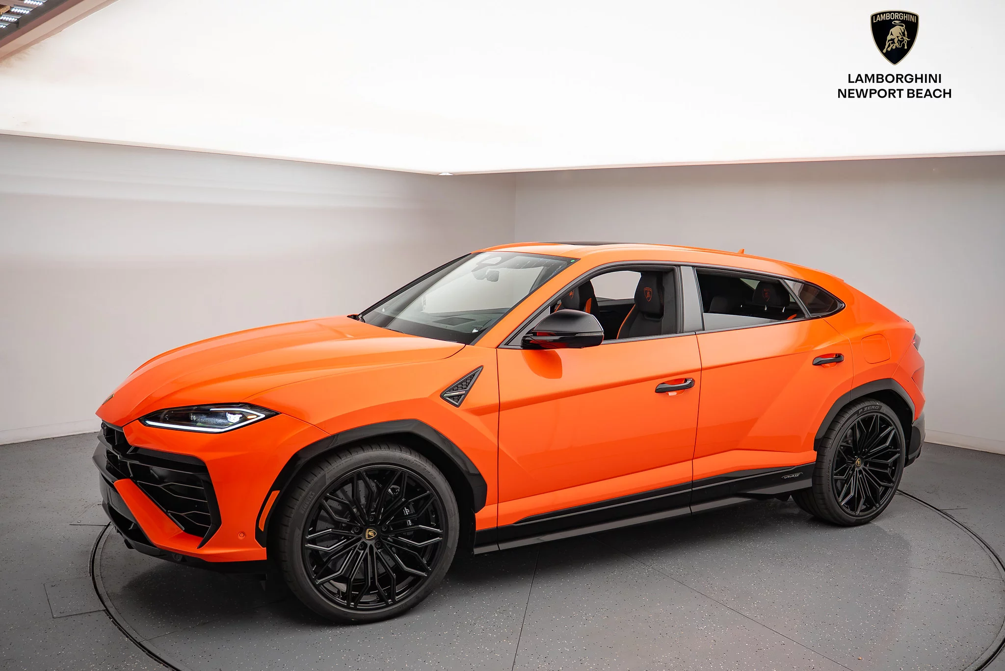 Arancio Egon Lamborghini Urus