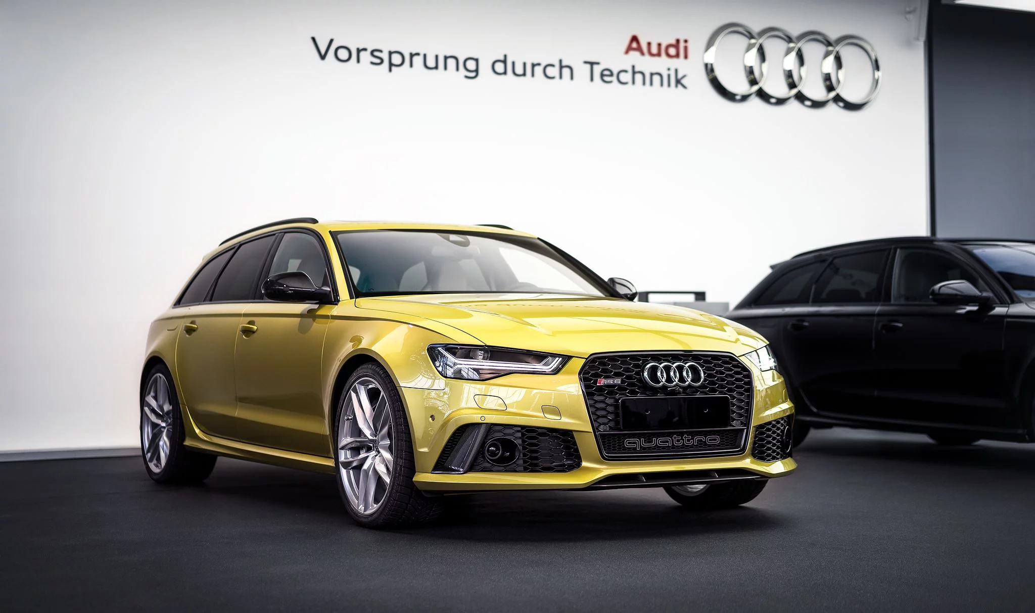 Austin Yellow Audi RS6 Avant