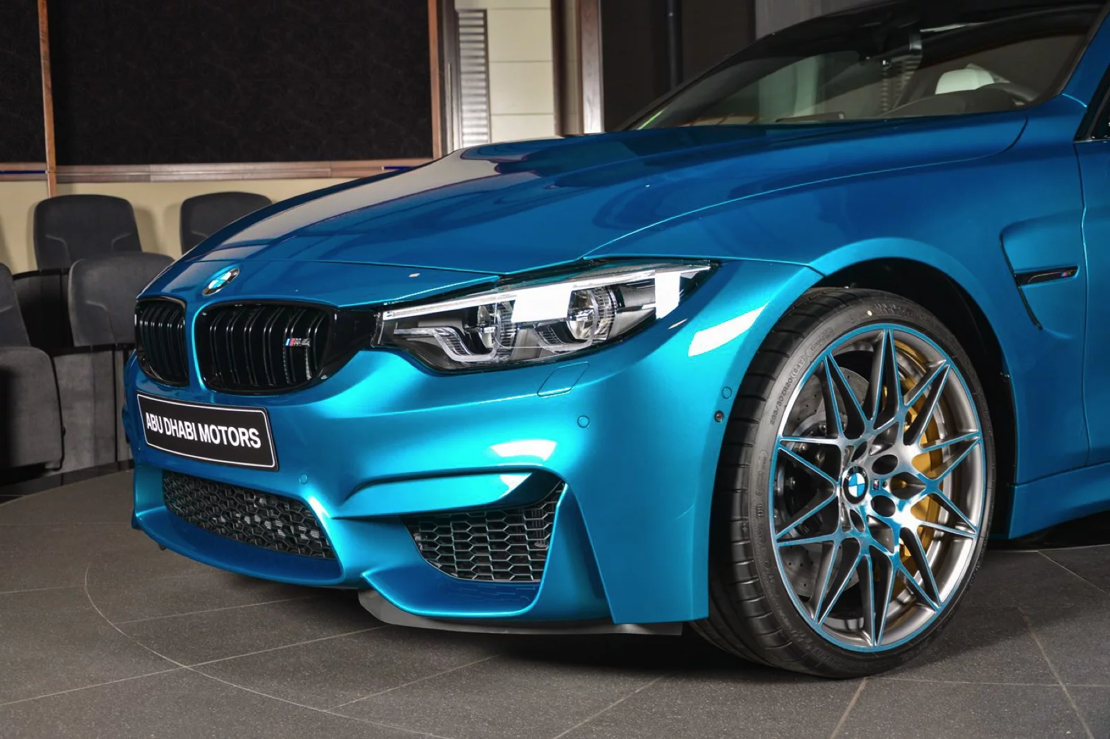 Atlantis BMW M4