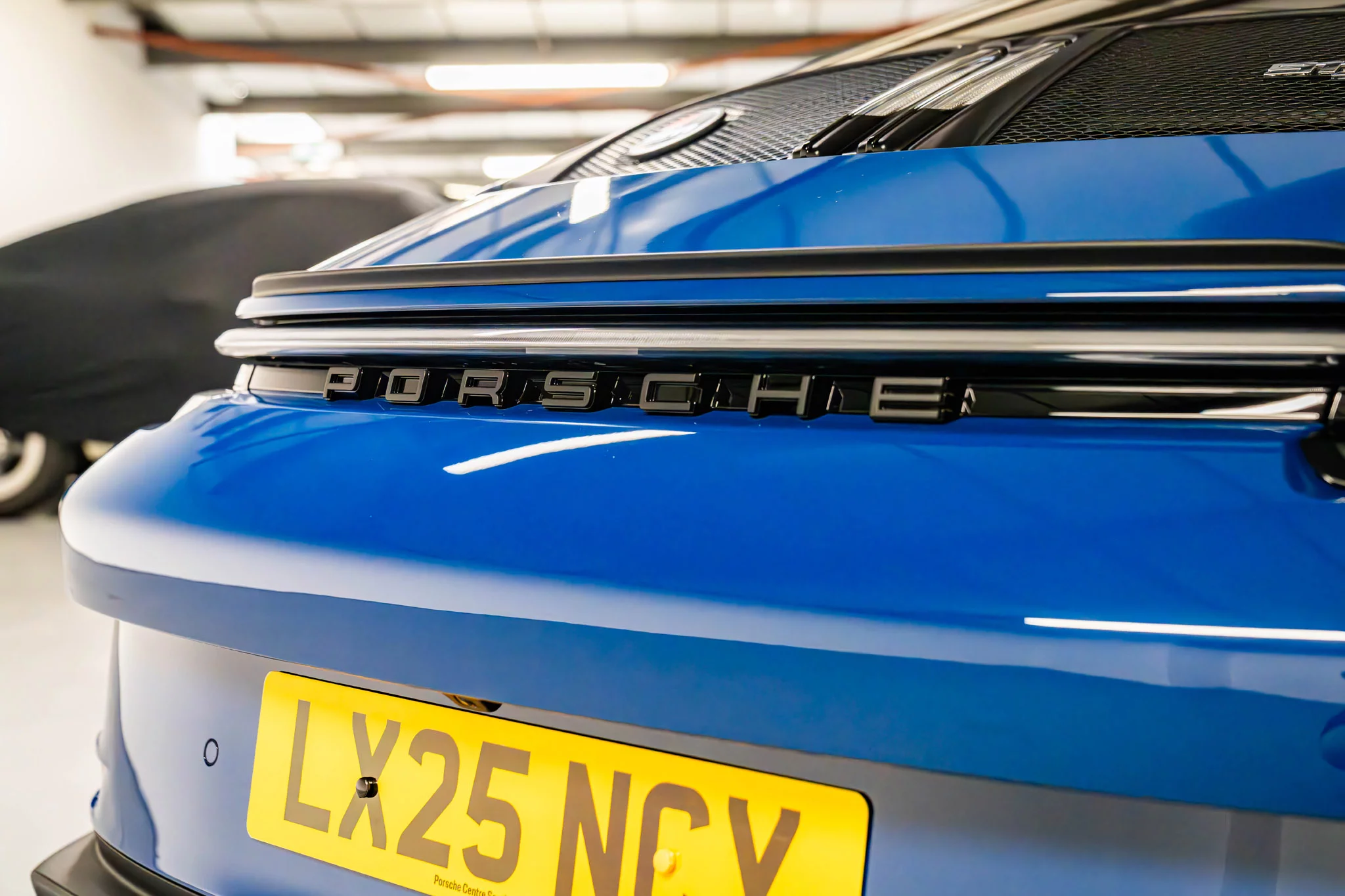 Manaus Blue Porsche 911 S/T