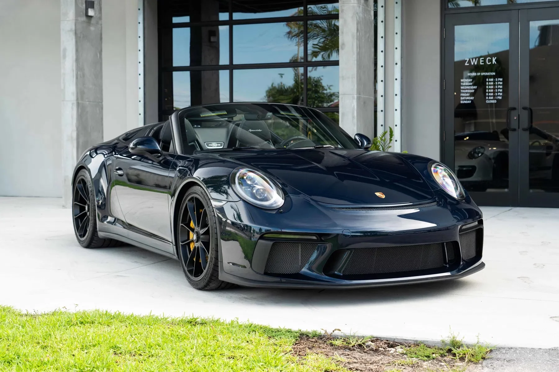 Ocean Blue Metallic Porsche 911 Speedster