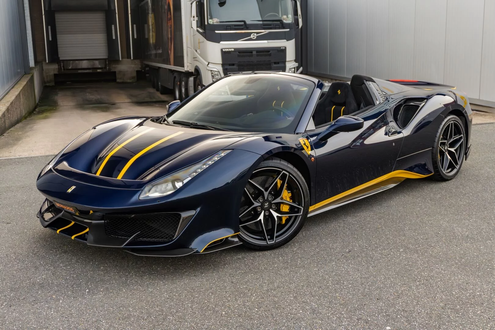 Blu Hembery Ferrari 488