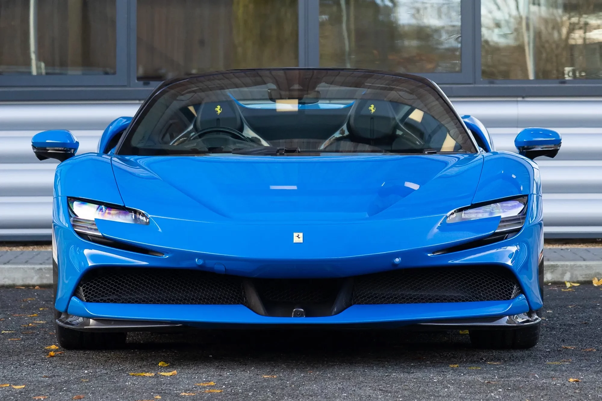 Azzurro Dino Ferrari SF90