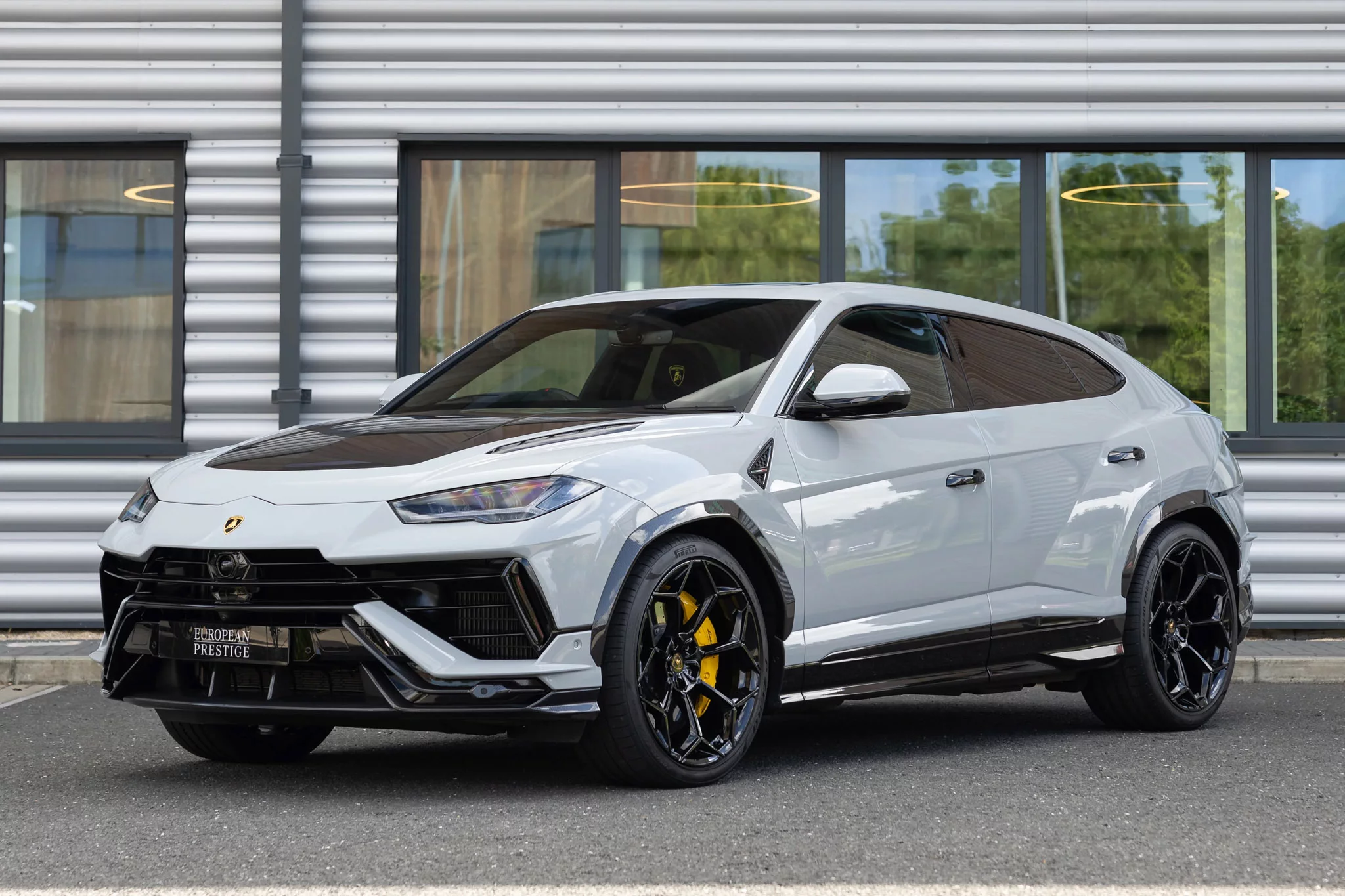 Grigio Hati Lamborghini Urus
