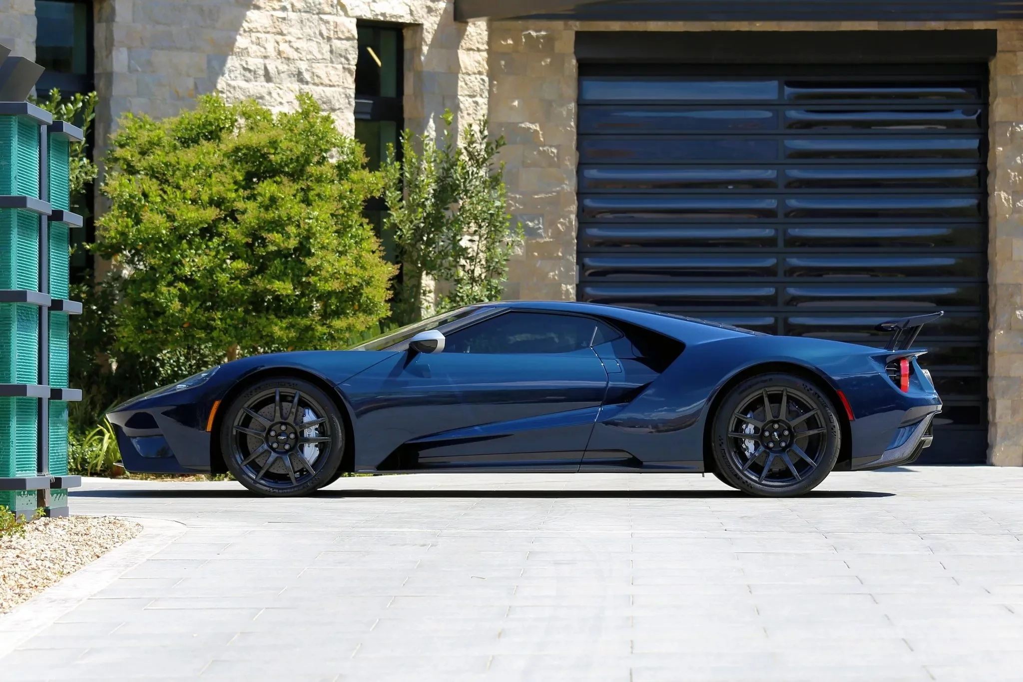 Nightmist Blue Ford GT