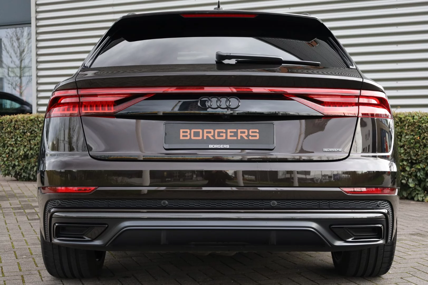 Tamarind Brown Audi Q8