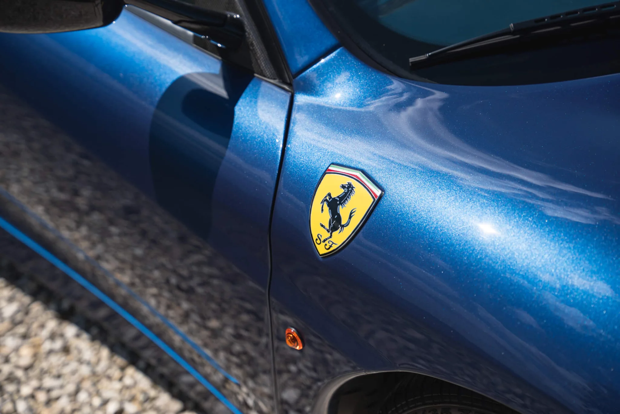 Blu Mirabeau Ferrari 360
