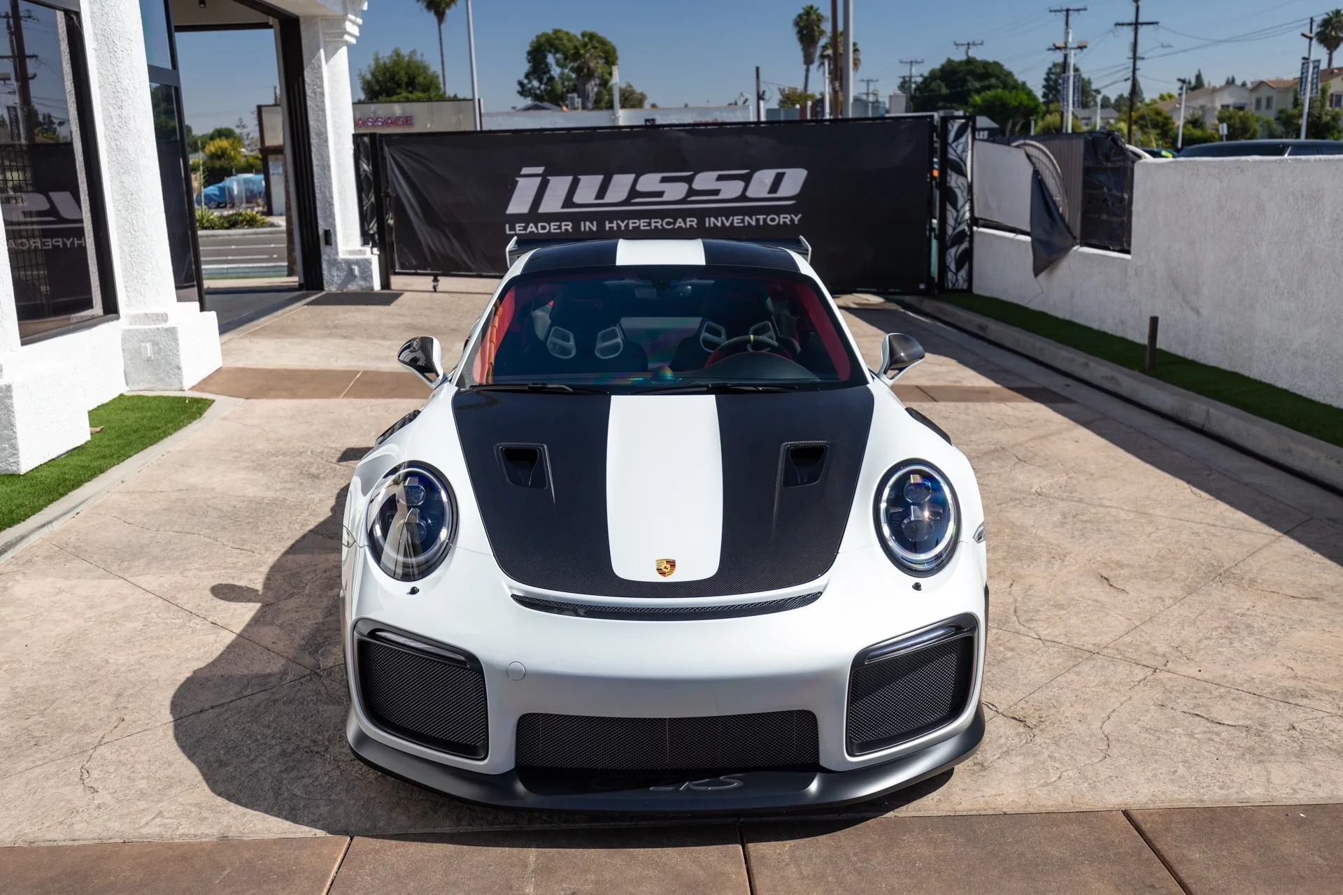Oryx White Porsche 911 GT2 RS