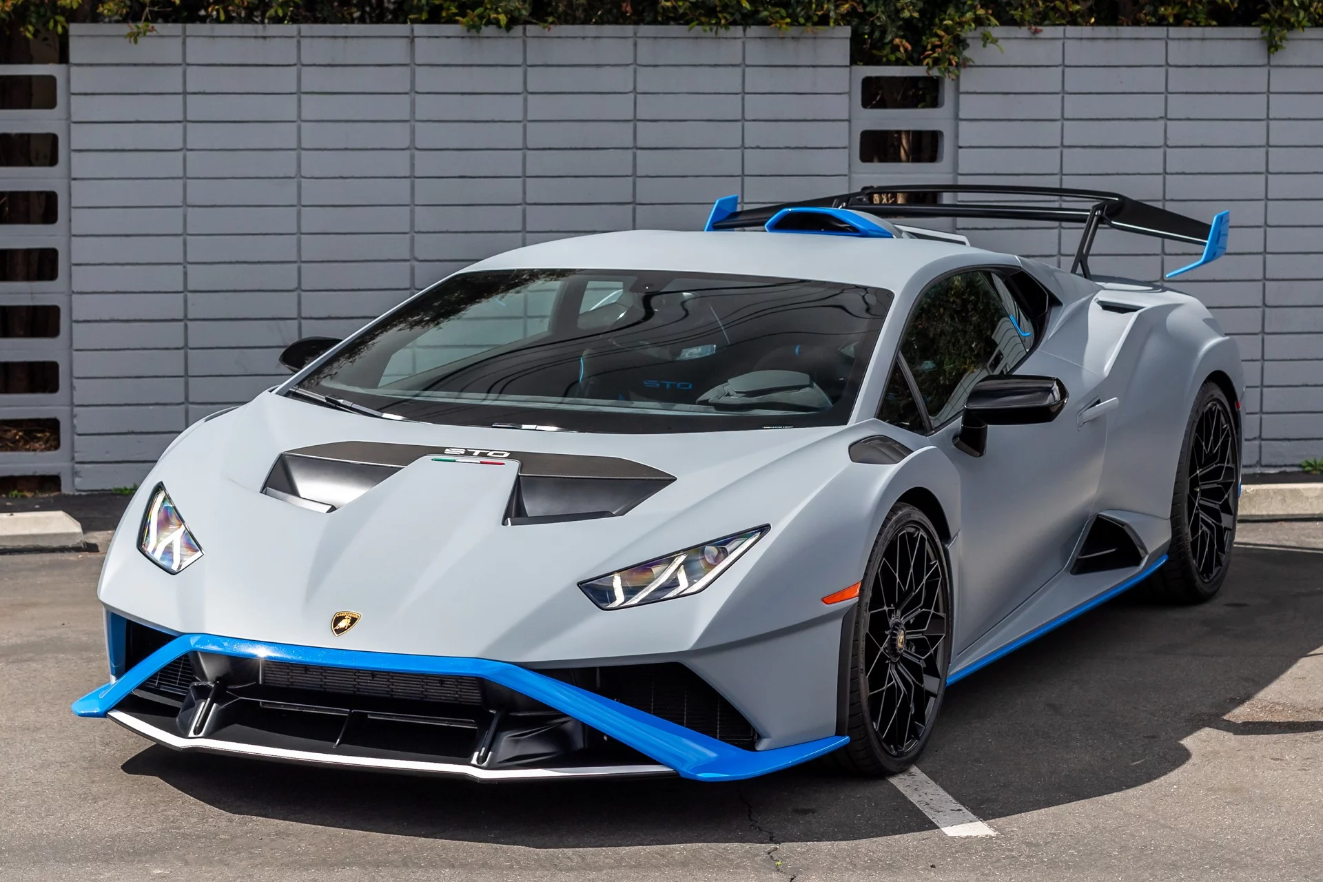 Grigio Acheso Lamborghini Huracán