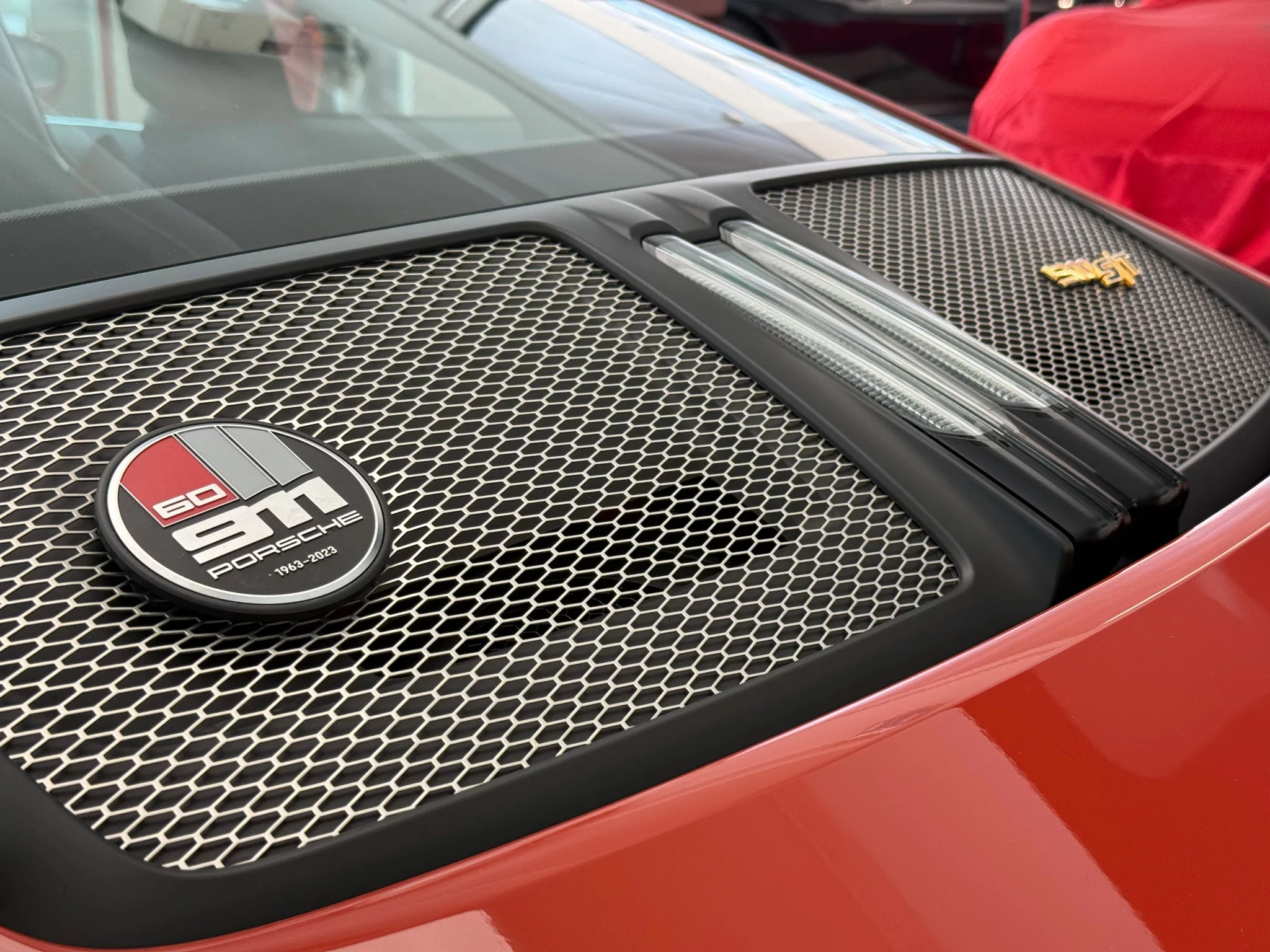 Peru Red Porsche 911 S/T