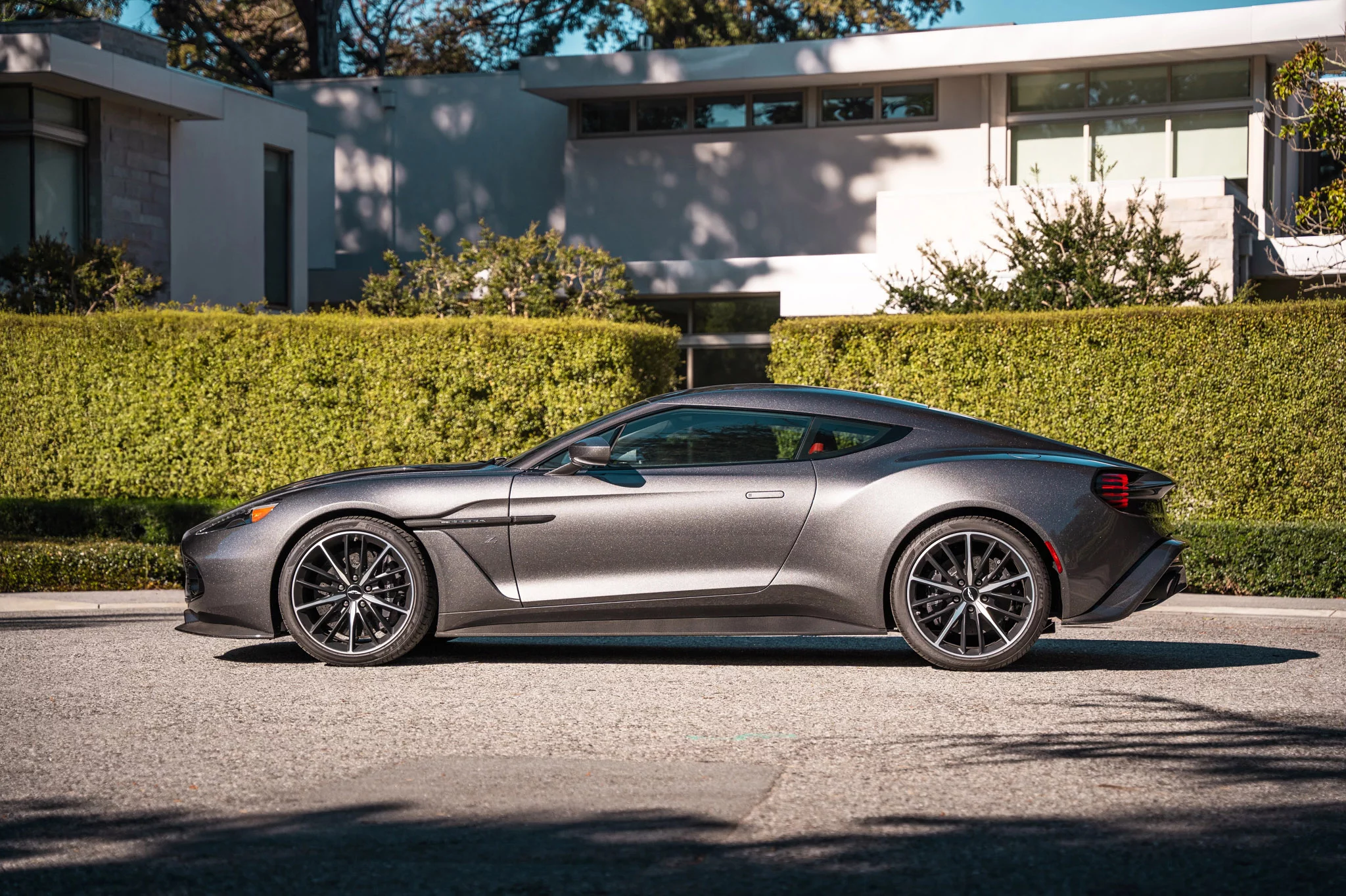 Hyperion Grey Aston Martin Vanquish