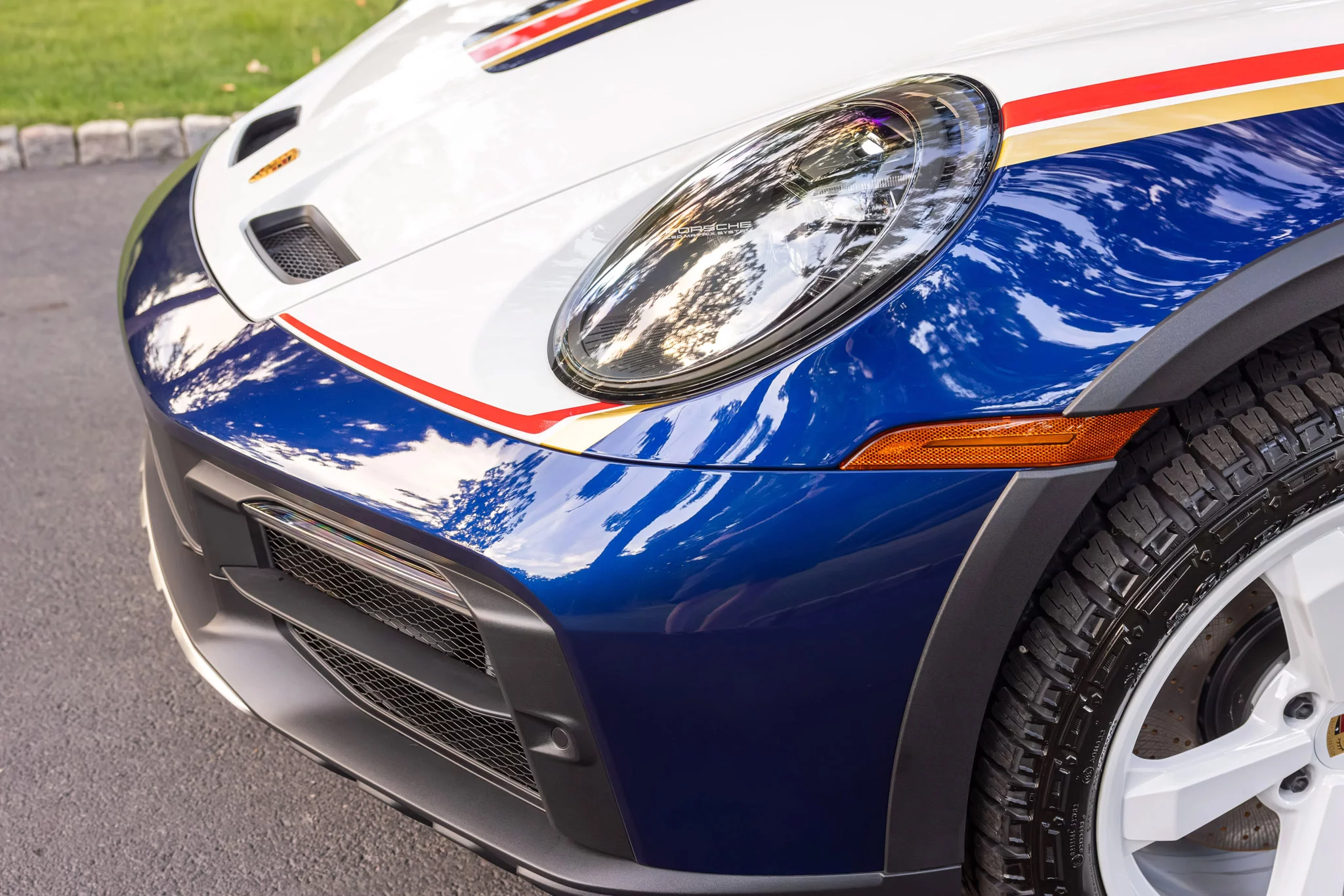 Pure White Porsche 911 Dakar