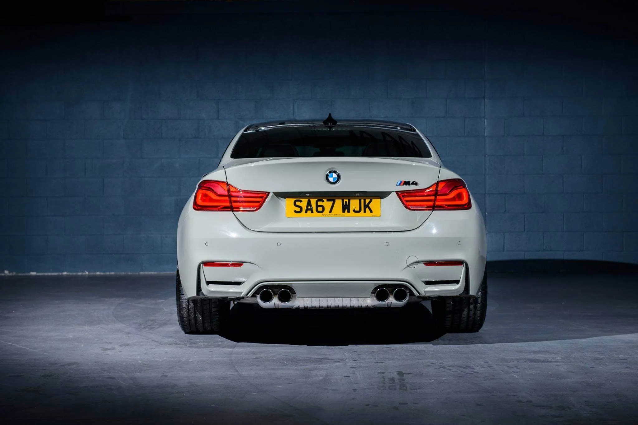 Fashion Grey BMW M4