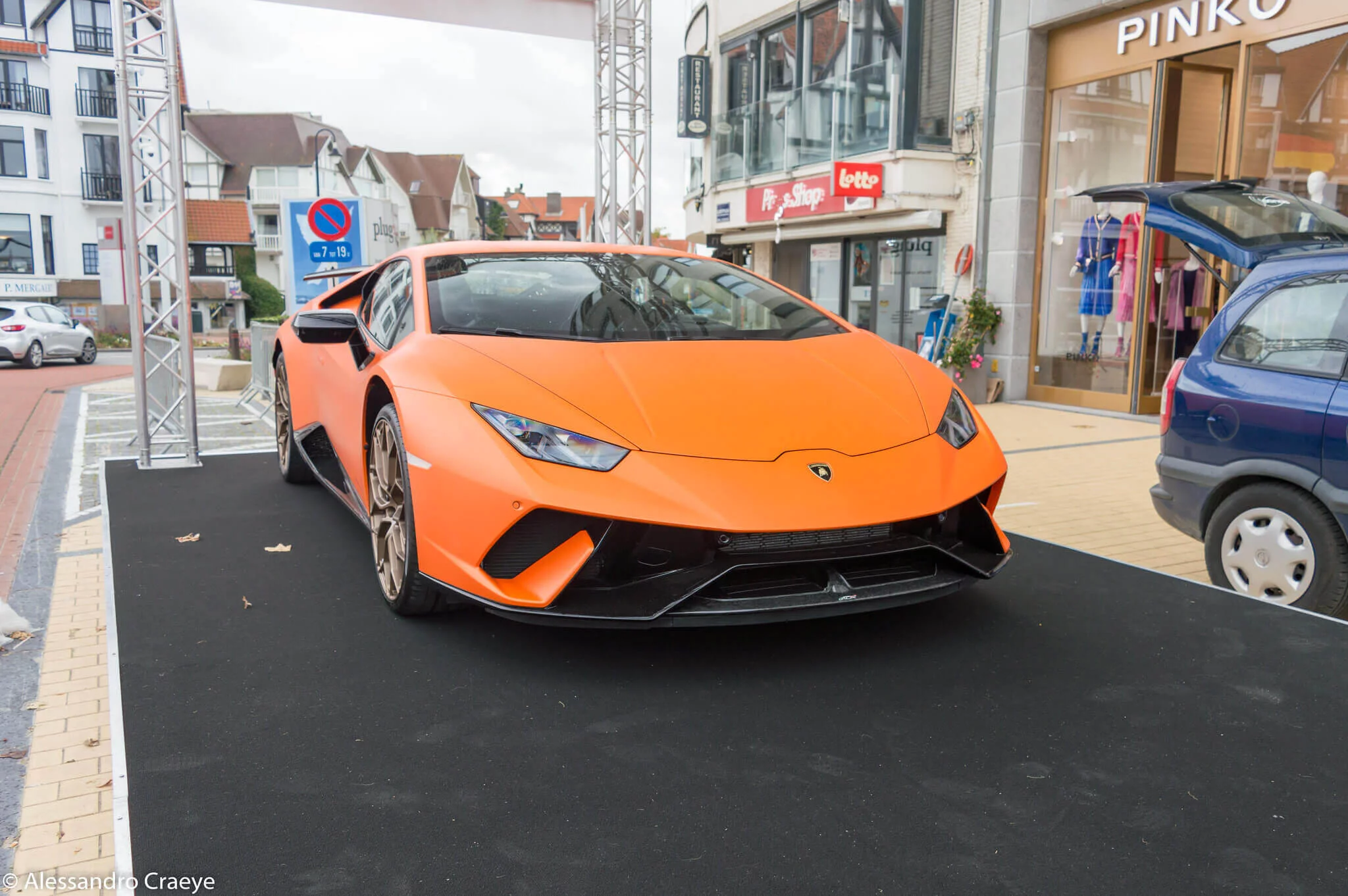 Arancio Anthaeus Lamborghini Huracán