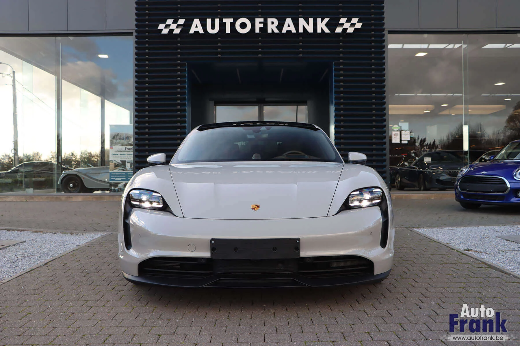 Crayon Porsche Taycan