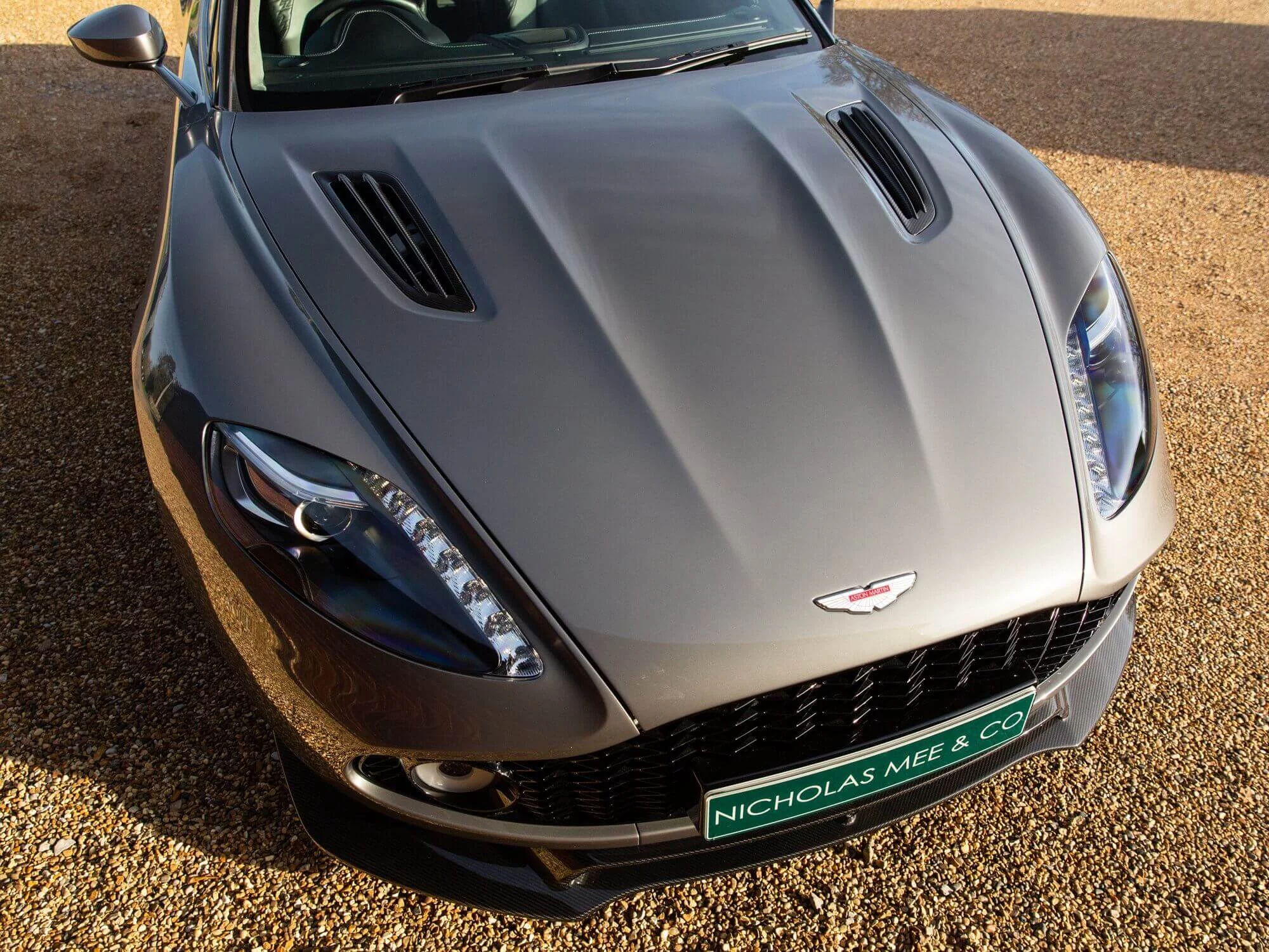 Hammerhead Silver Aston Martin Vanquish