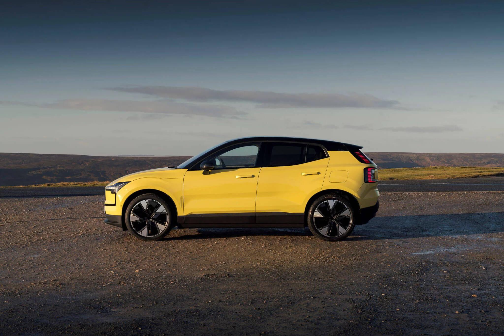 Moss Yellow Volvo EX30