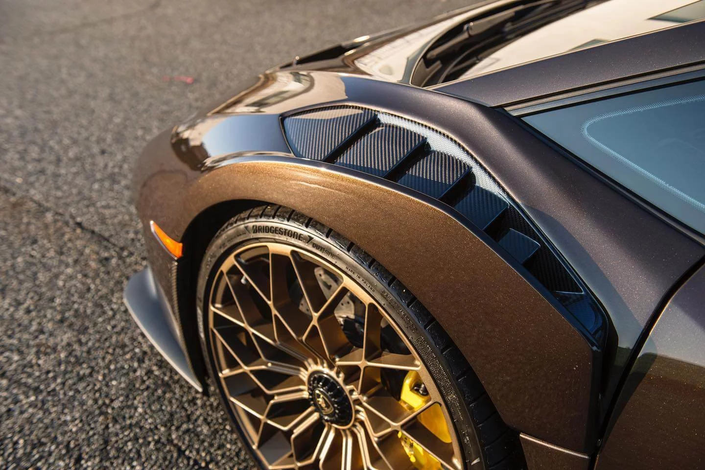 Marrone Alcestis Lamborghini Huracán