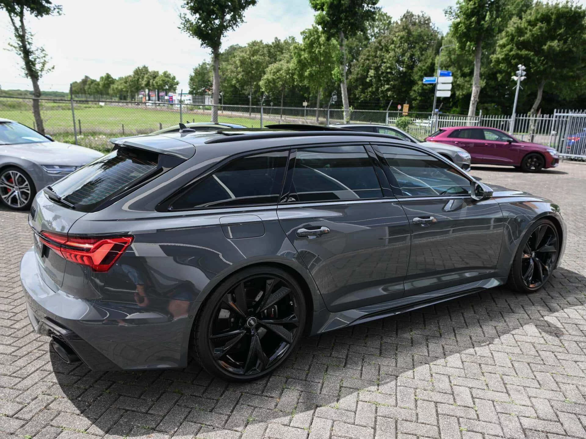Nimbus Grey Audi RS6 Avant