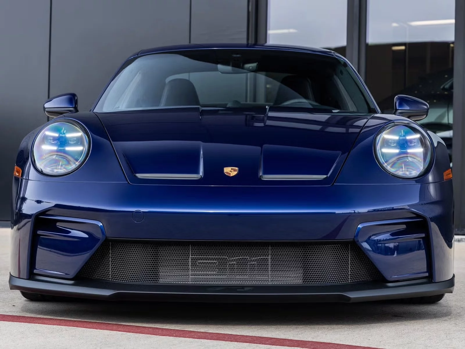Gentian Blue Metallic Porsche 911 GT3
