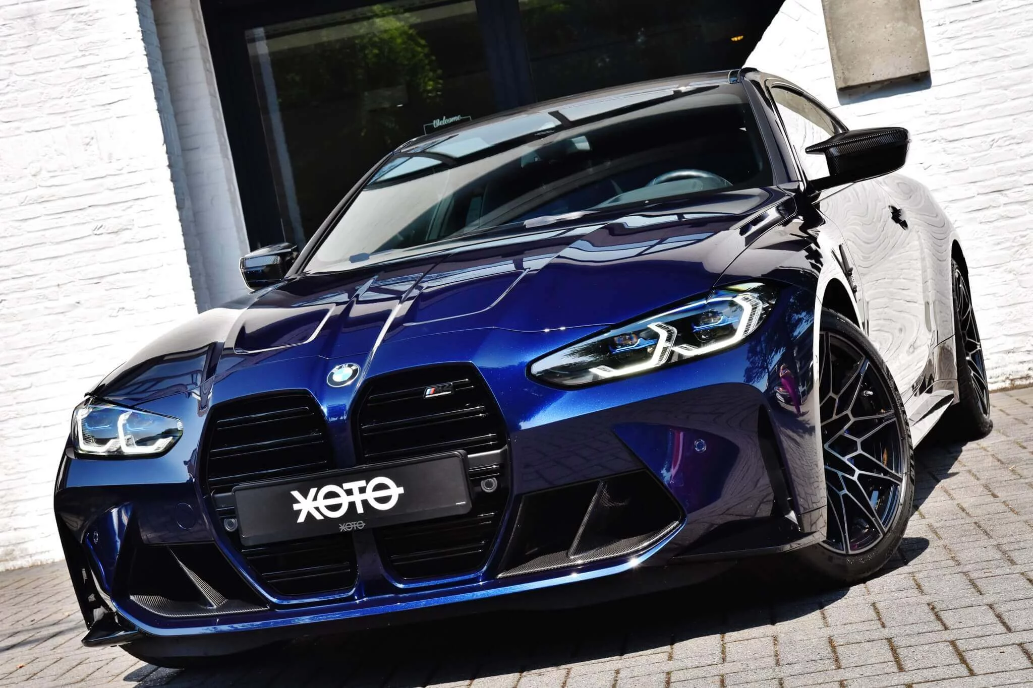 Tanzanite Blue II BMW M4