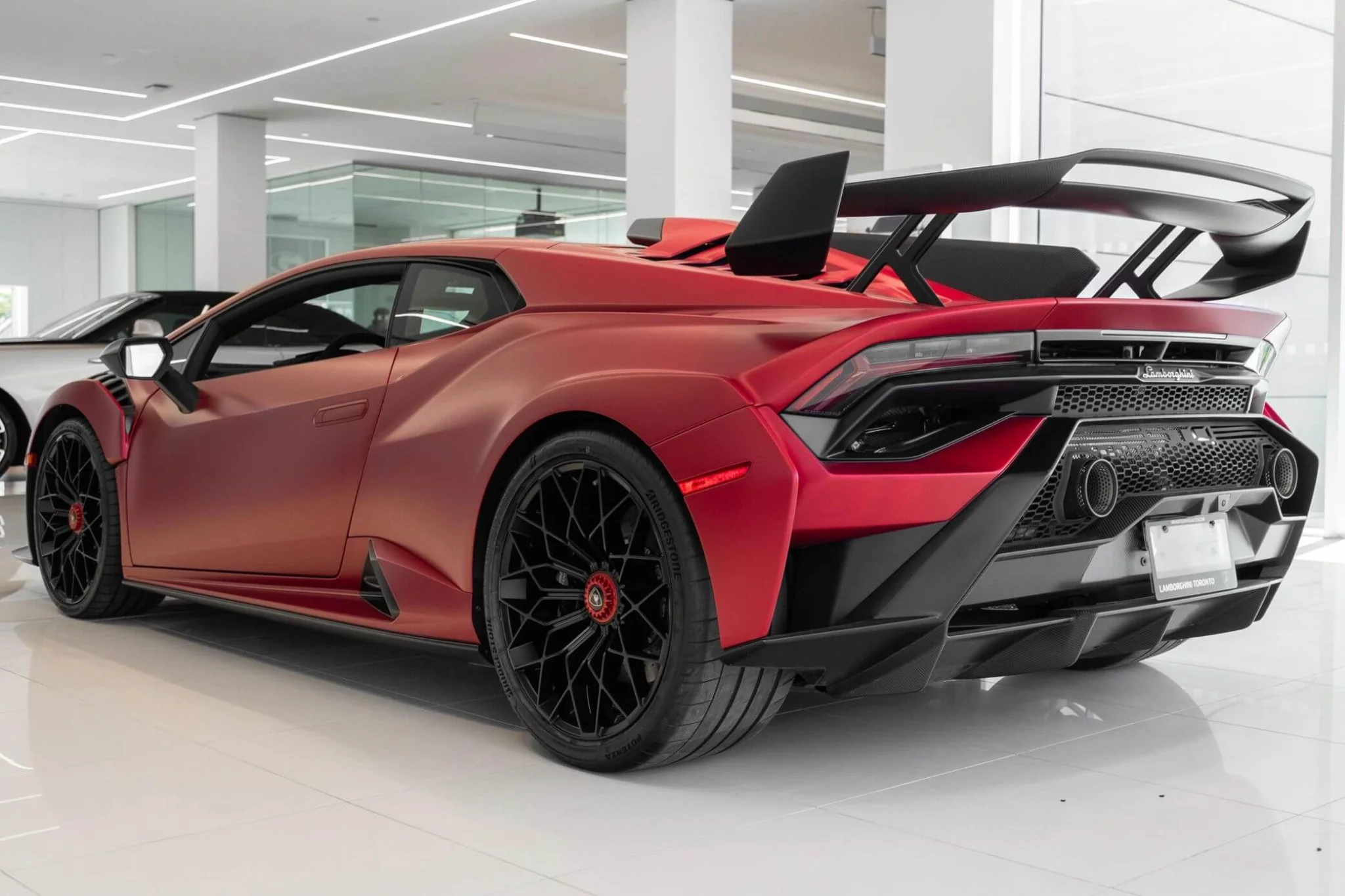 Rosso Pyra Lamborghini Huracán