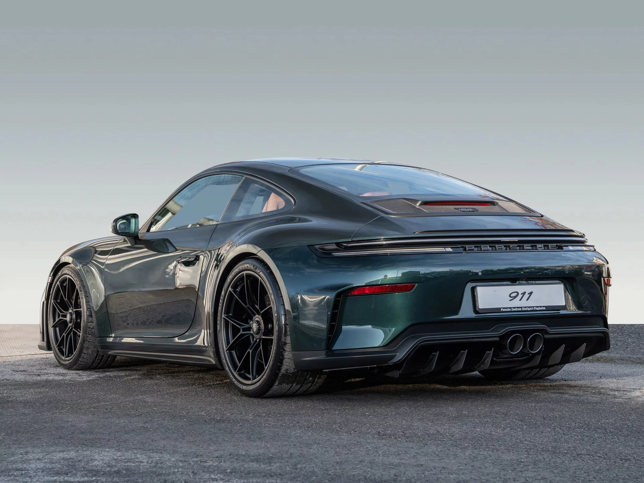Forest Green Metallic Porsche 911 GT3