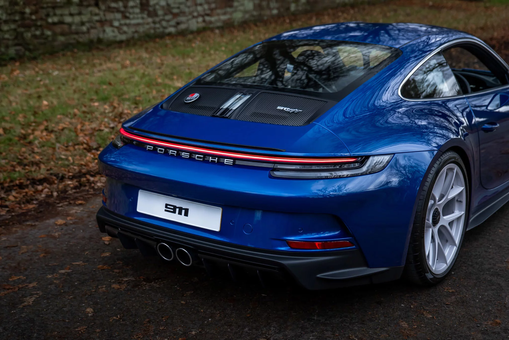 Cobalt Blue Metallic Porsche 911 S/T