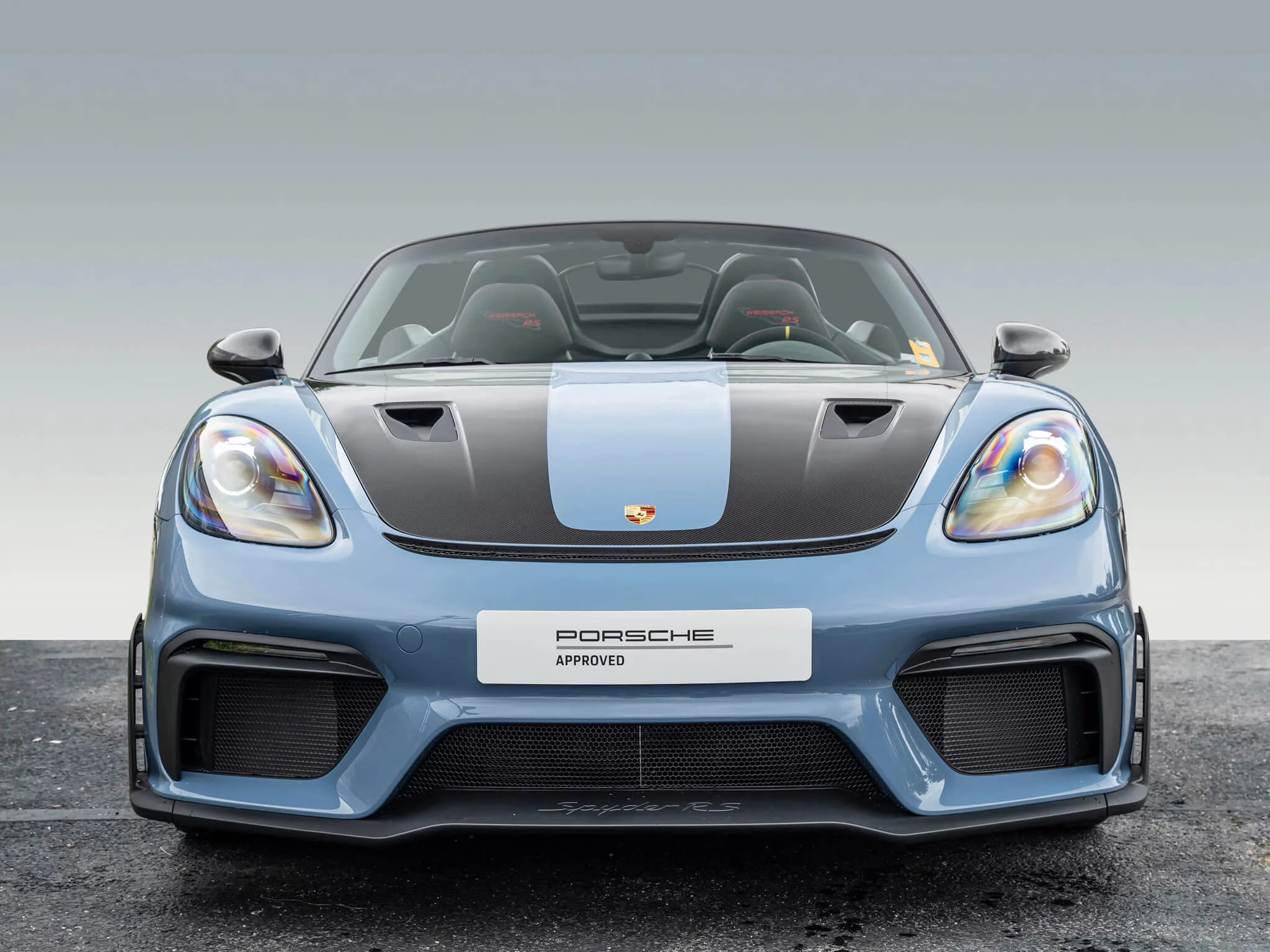 Etna Blue Porsche 718 Spyder RS