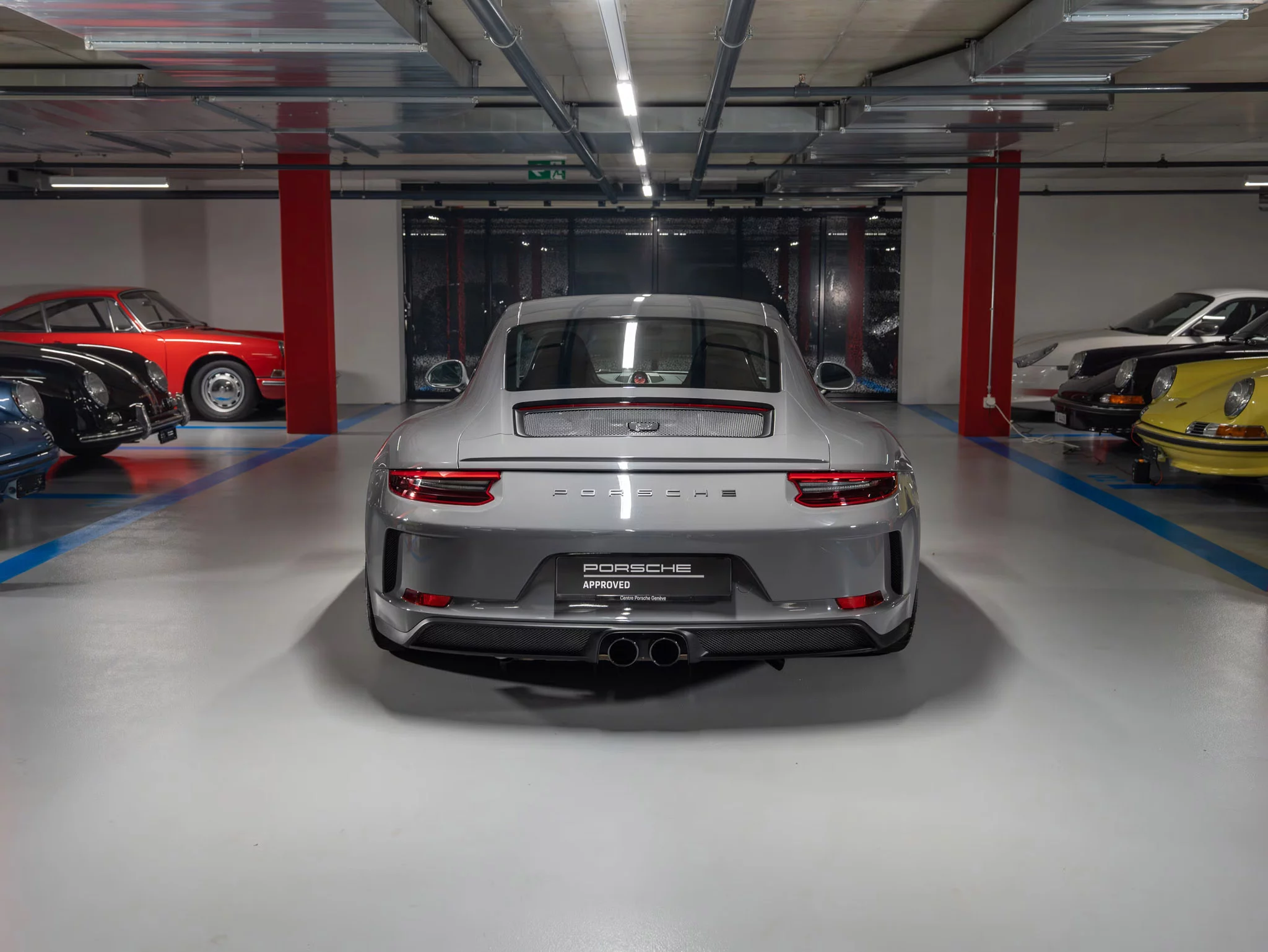 China Grey Porsche 911 GT3
