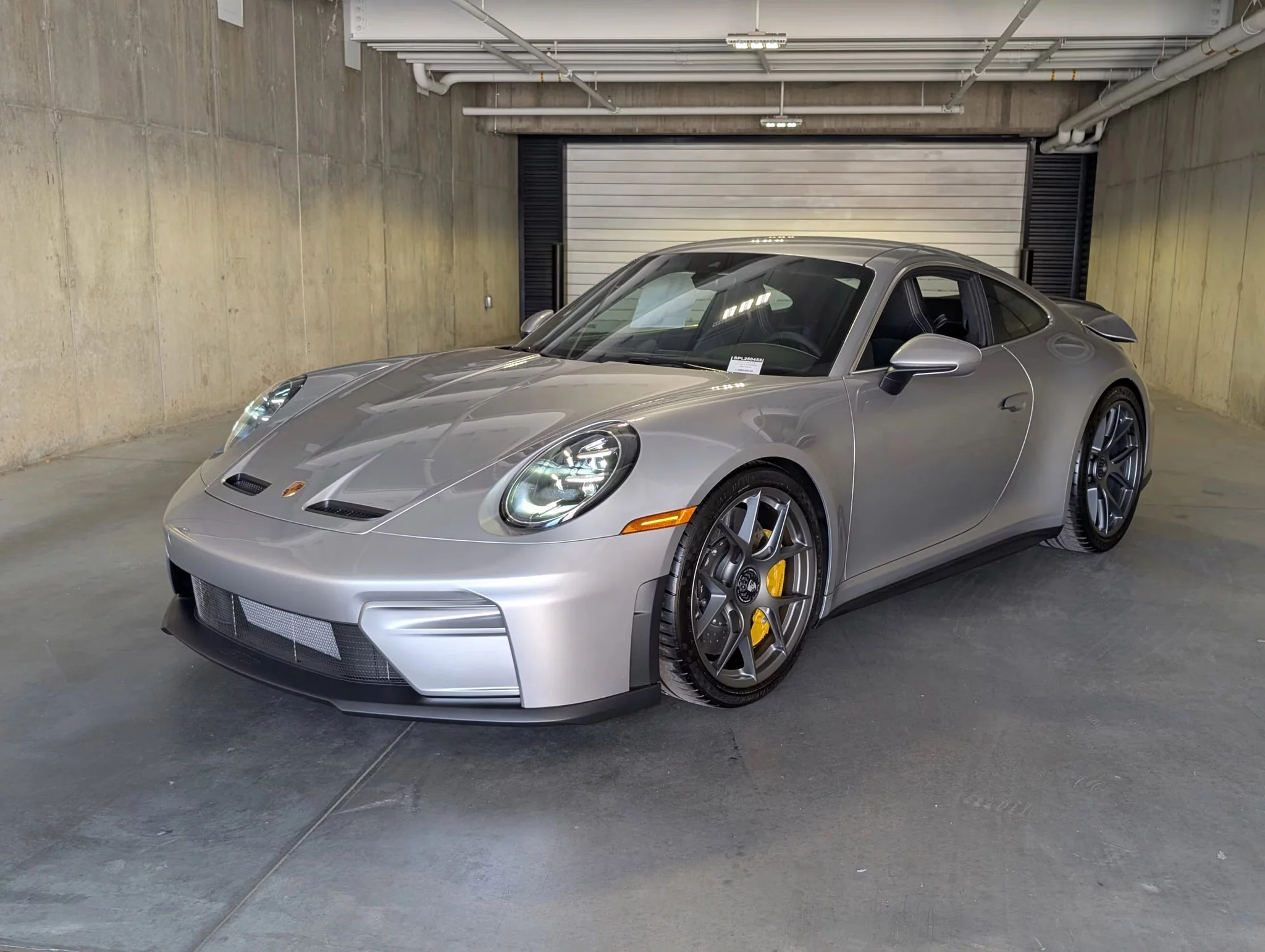 GT Silver Metallic Porsche 911 GT3