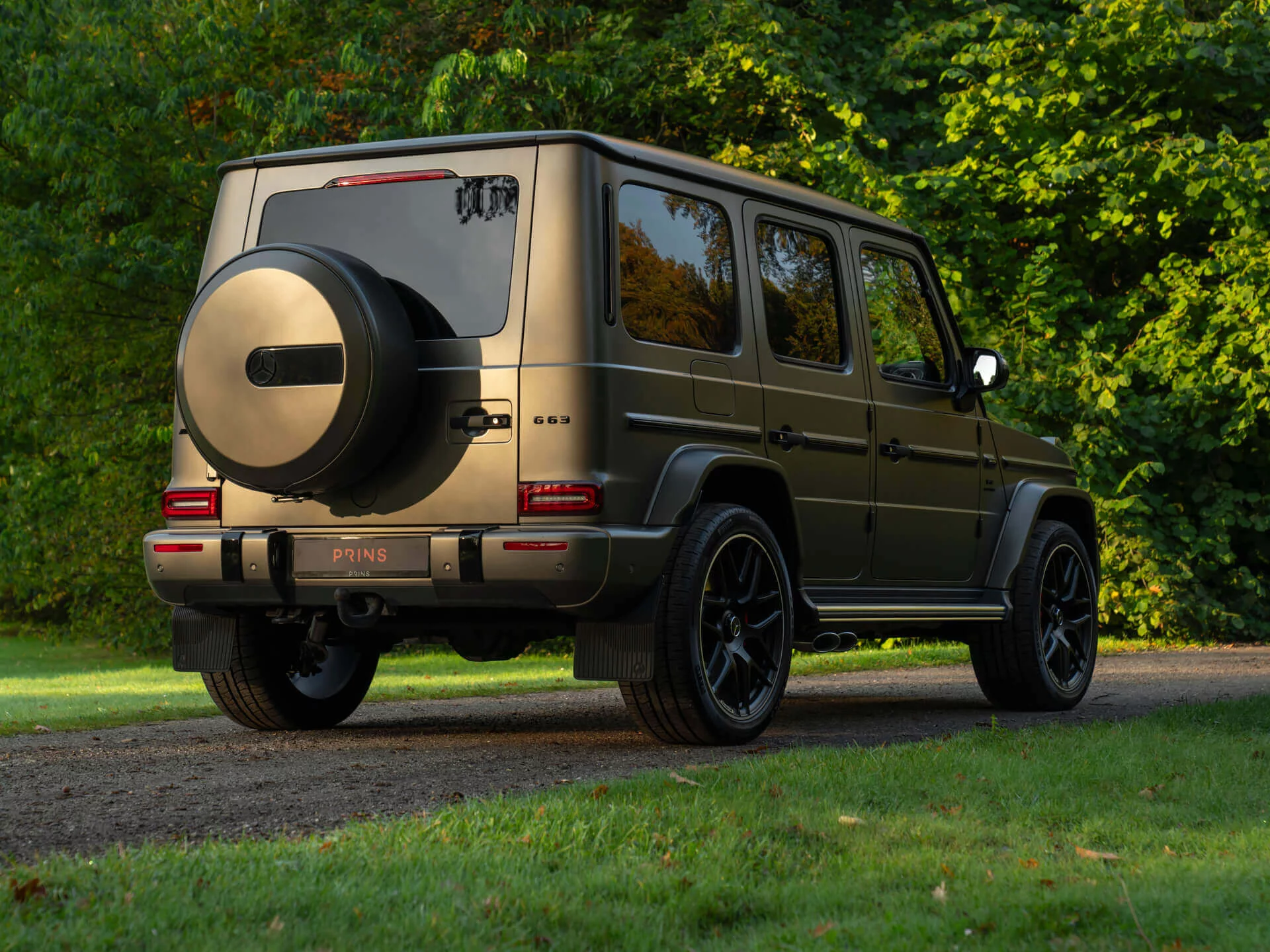 Monza Grey Magno Mercedes-AMG G 63