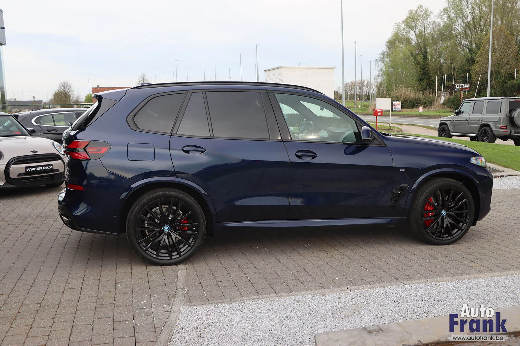 Tanzanite Blue II BMW X5
