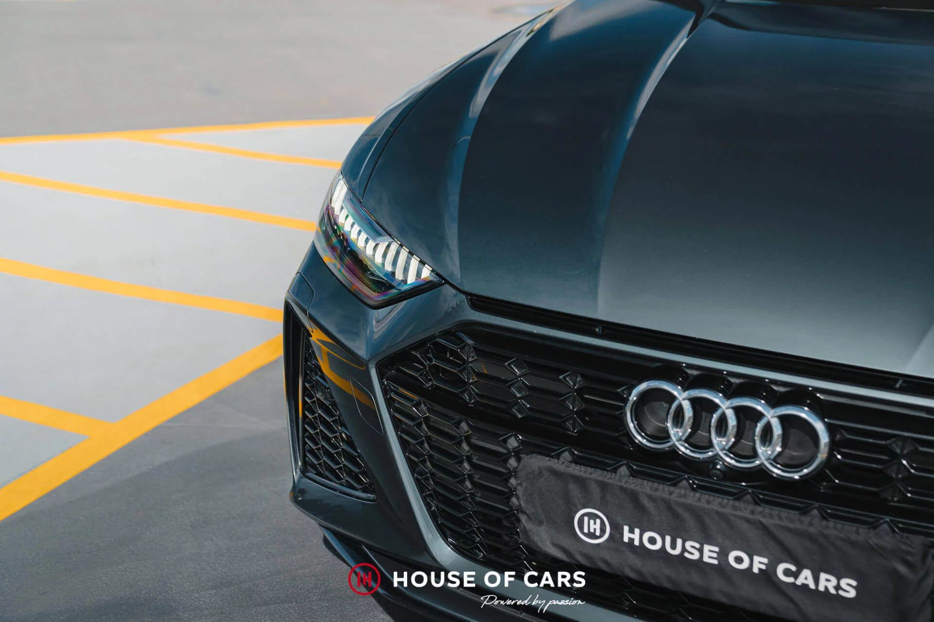 Camouflage Green Audi RS6 Avant