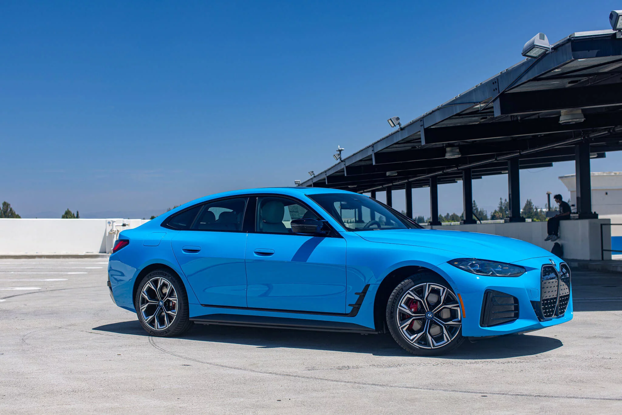 Daytona Beach Blue BMW i4