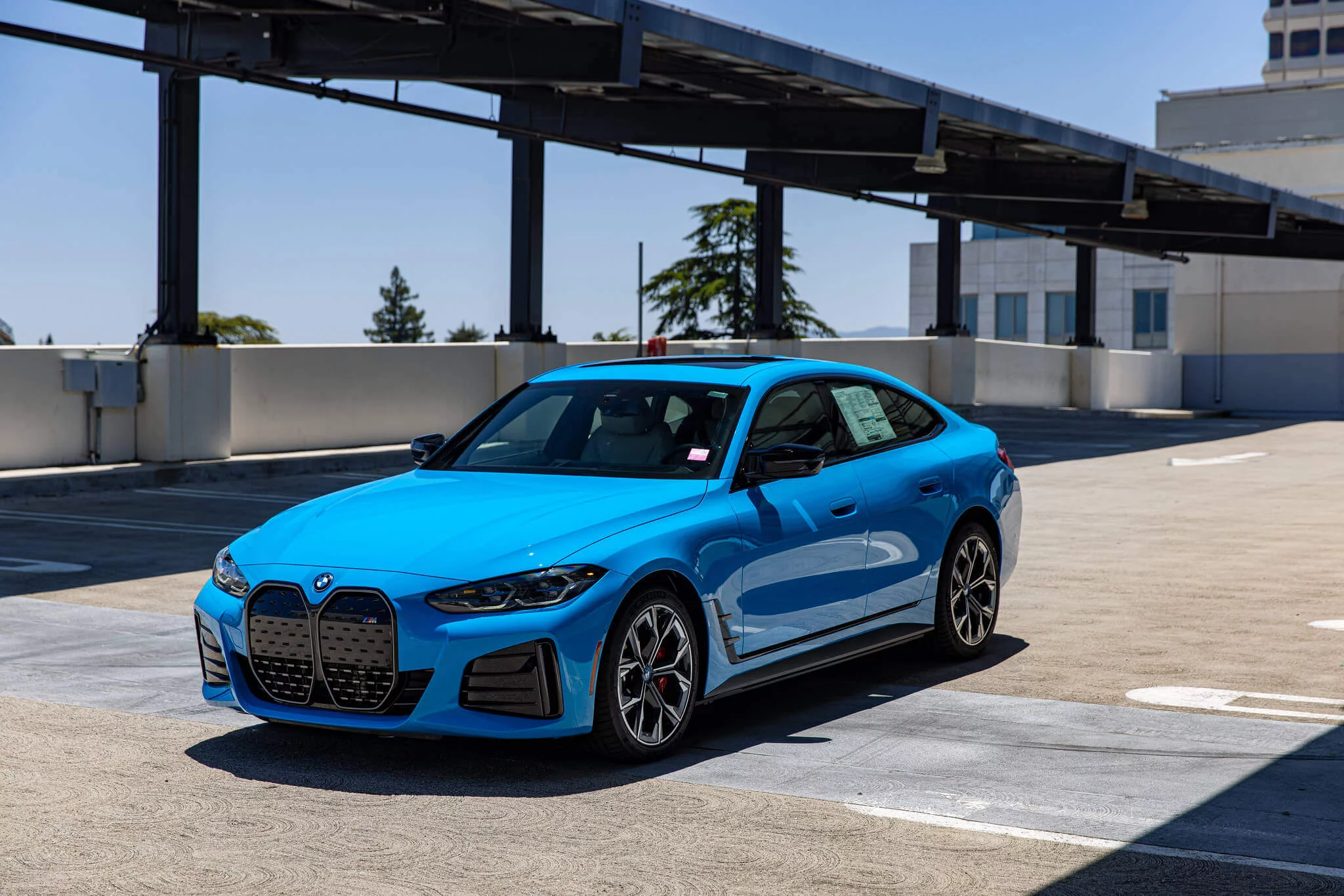 Daytona Beach Blue BMW i4