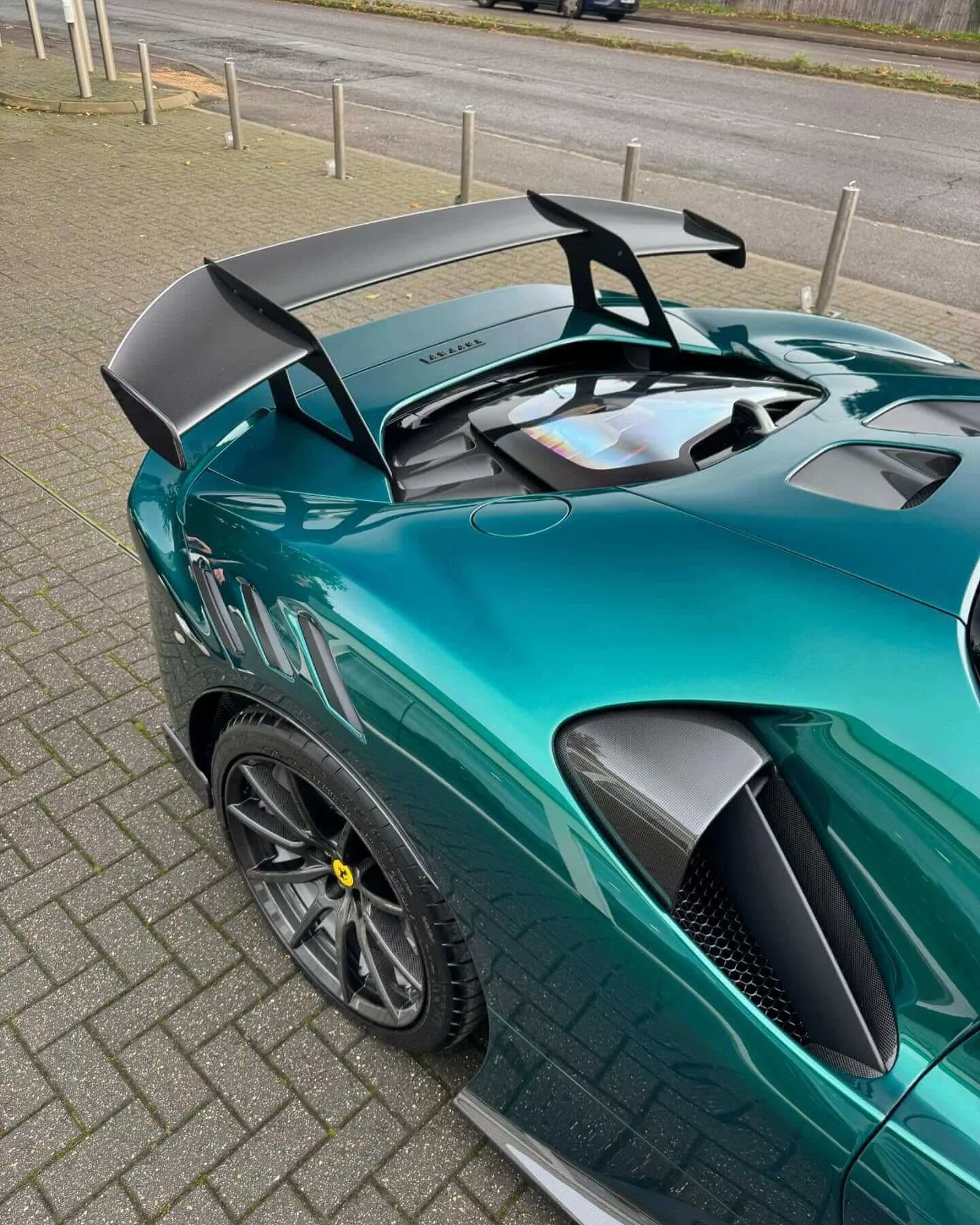 Verde GB23 Ferrari SF90