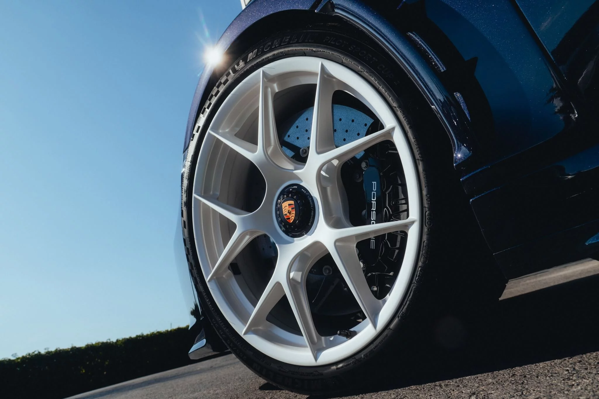 Carbon Black Porsche 911 S/T