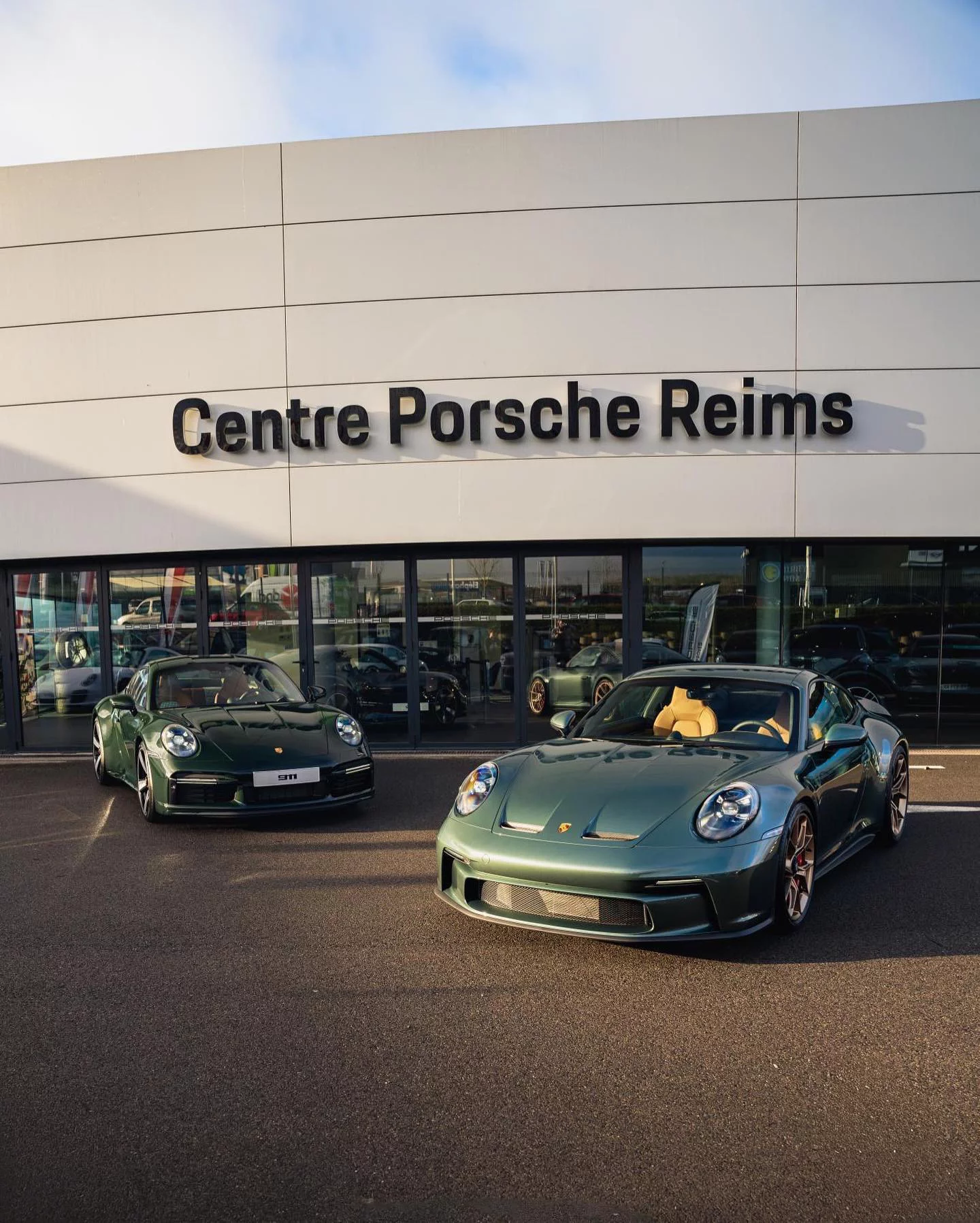 Brewster Green vs Malachite Green Metallic