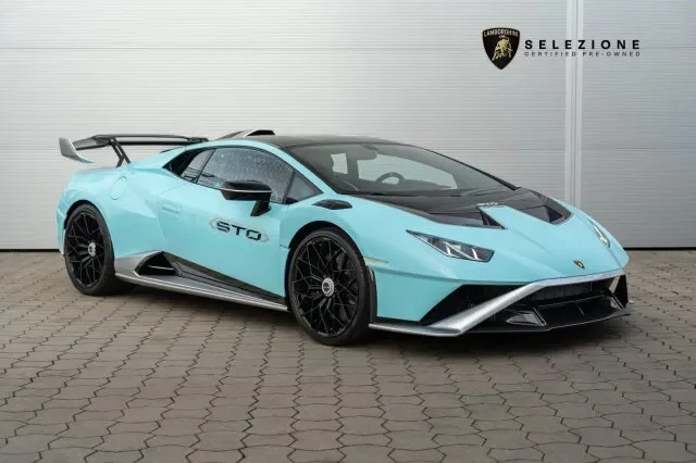 Celeste Sufax Lamborghini Huracán