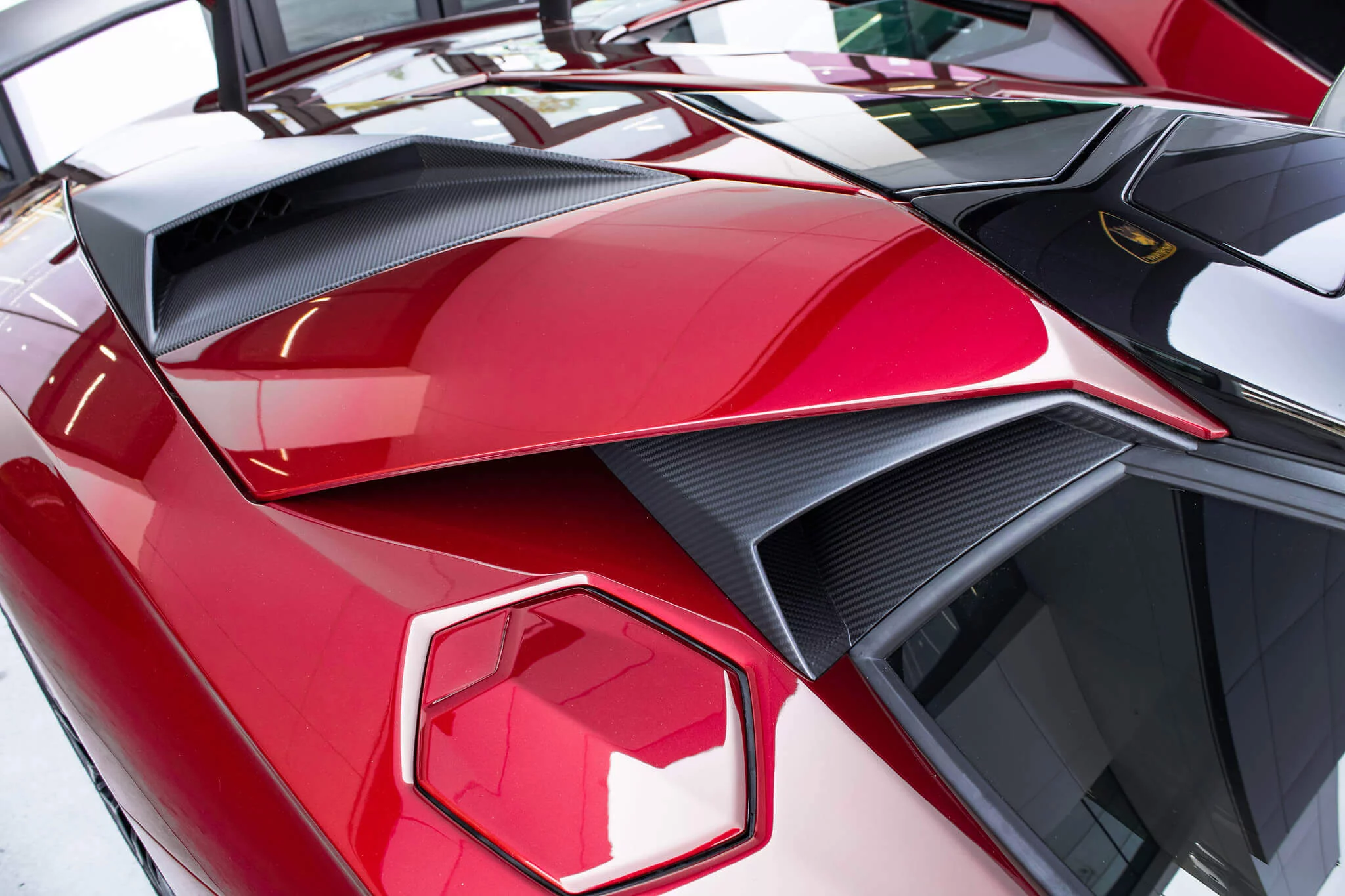 Rosso Hiera Lamborghini Aventador
