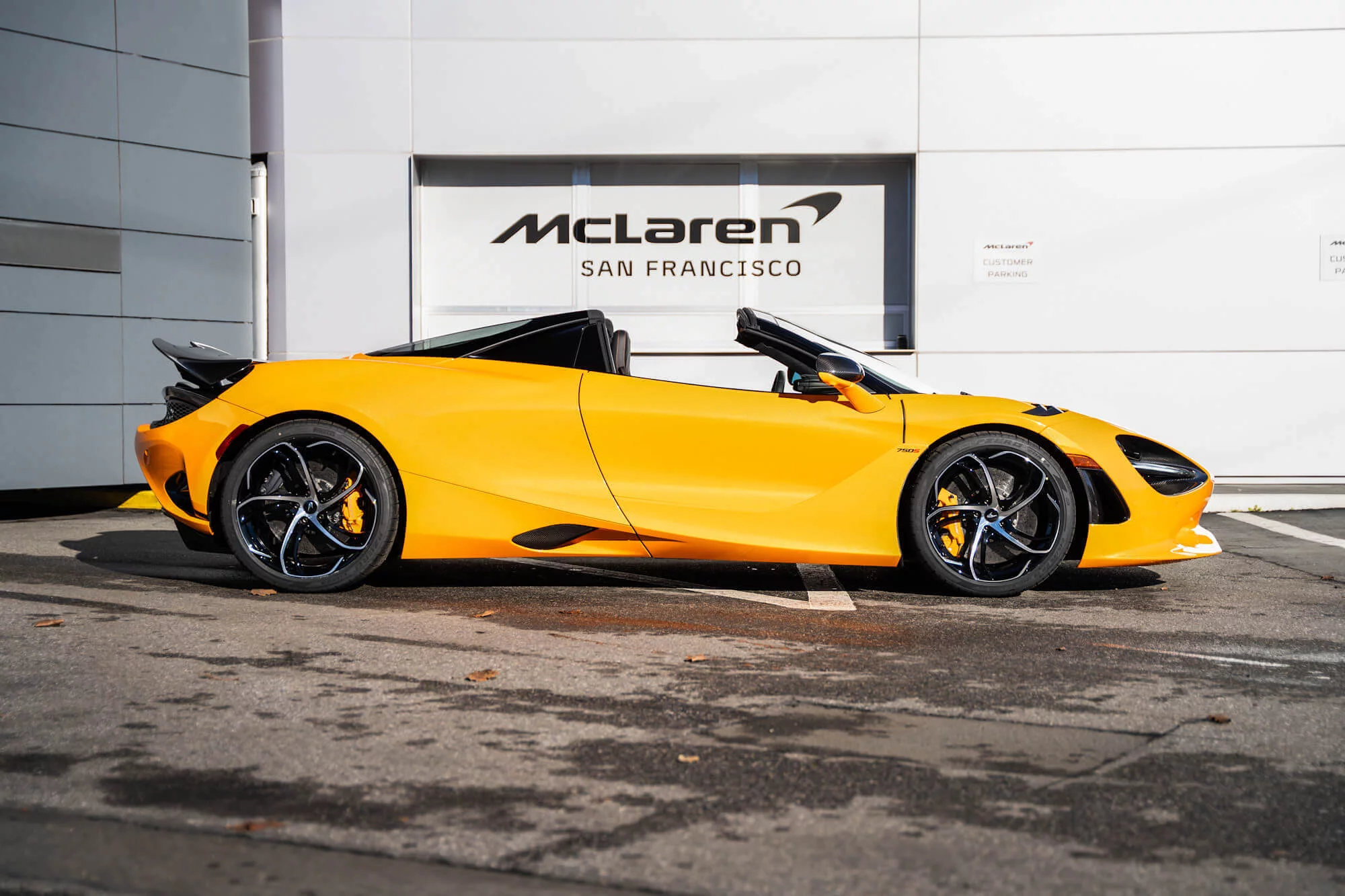 Papaya Spark McLaren 750S