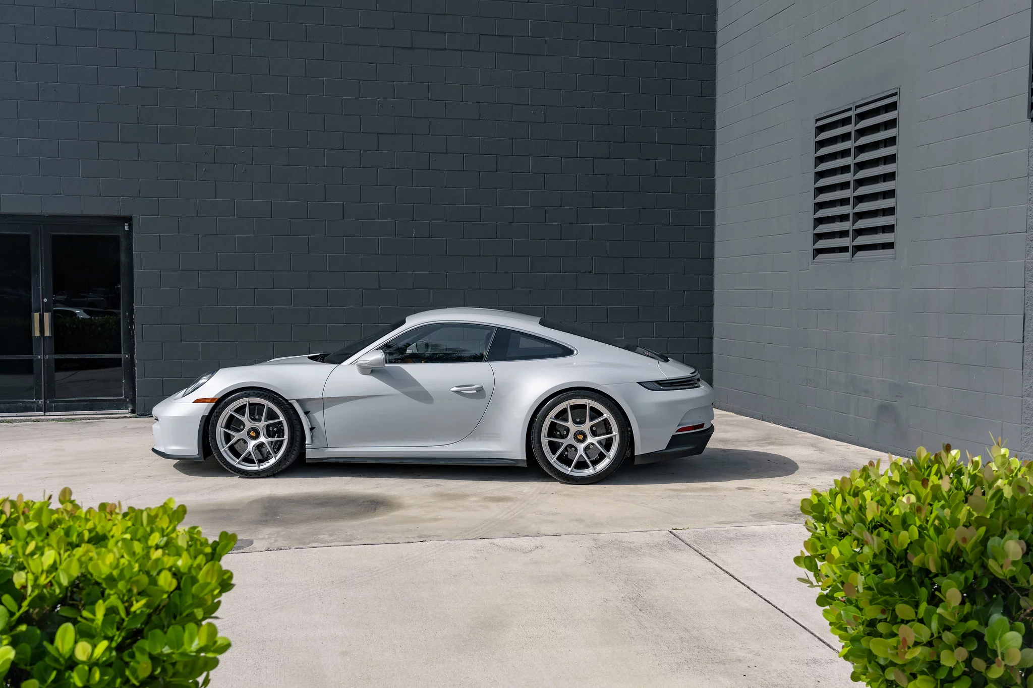 Ice Grey Metallic Porsche 911 S/T