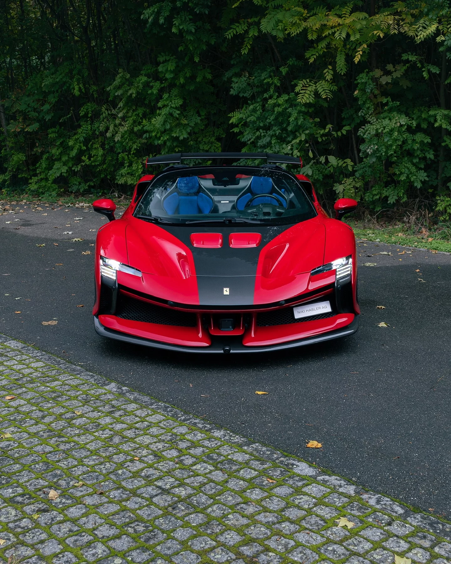 Rosso 70 Anni Ferrari SF90