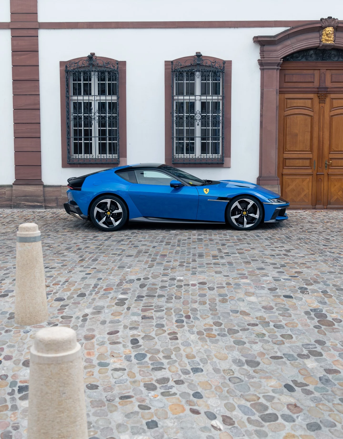 Azzurro Dino Ferrari 12Cilindri