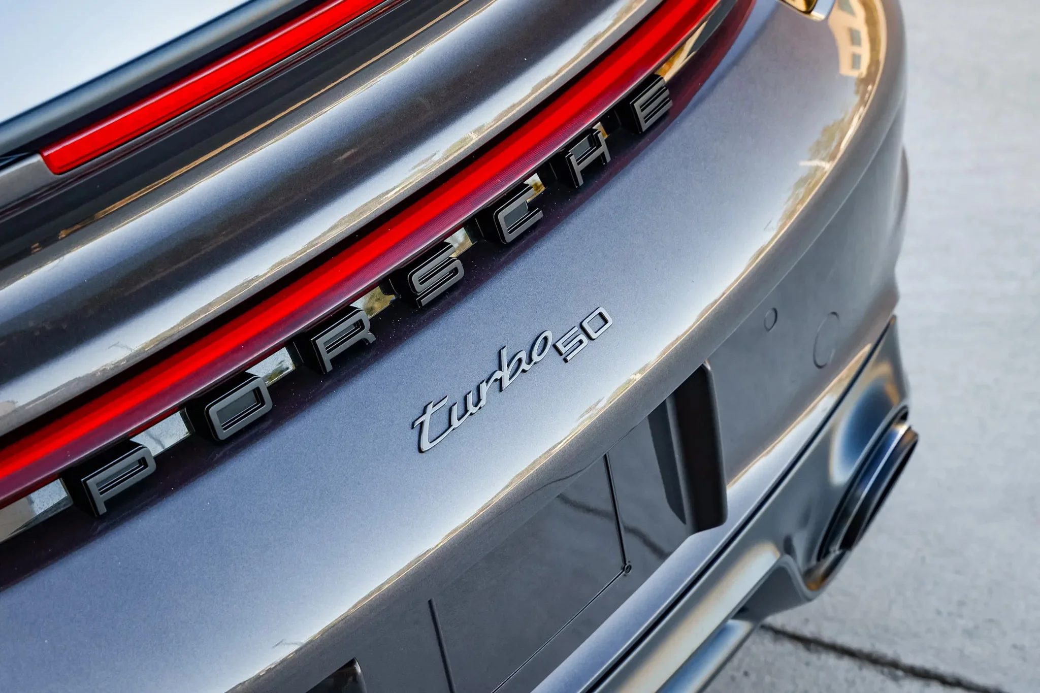 Anthracite Brown Metallic Porsche 911 Turbo