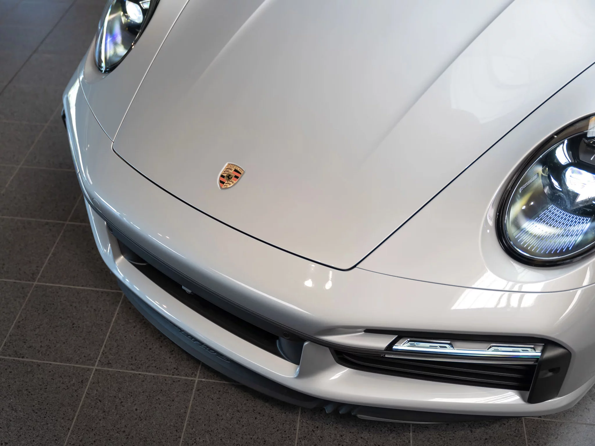 Centenaire Silver Porsche 911 Turbo