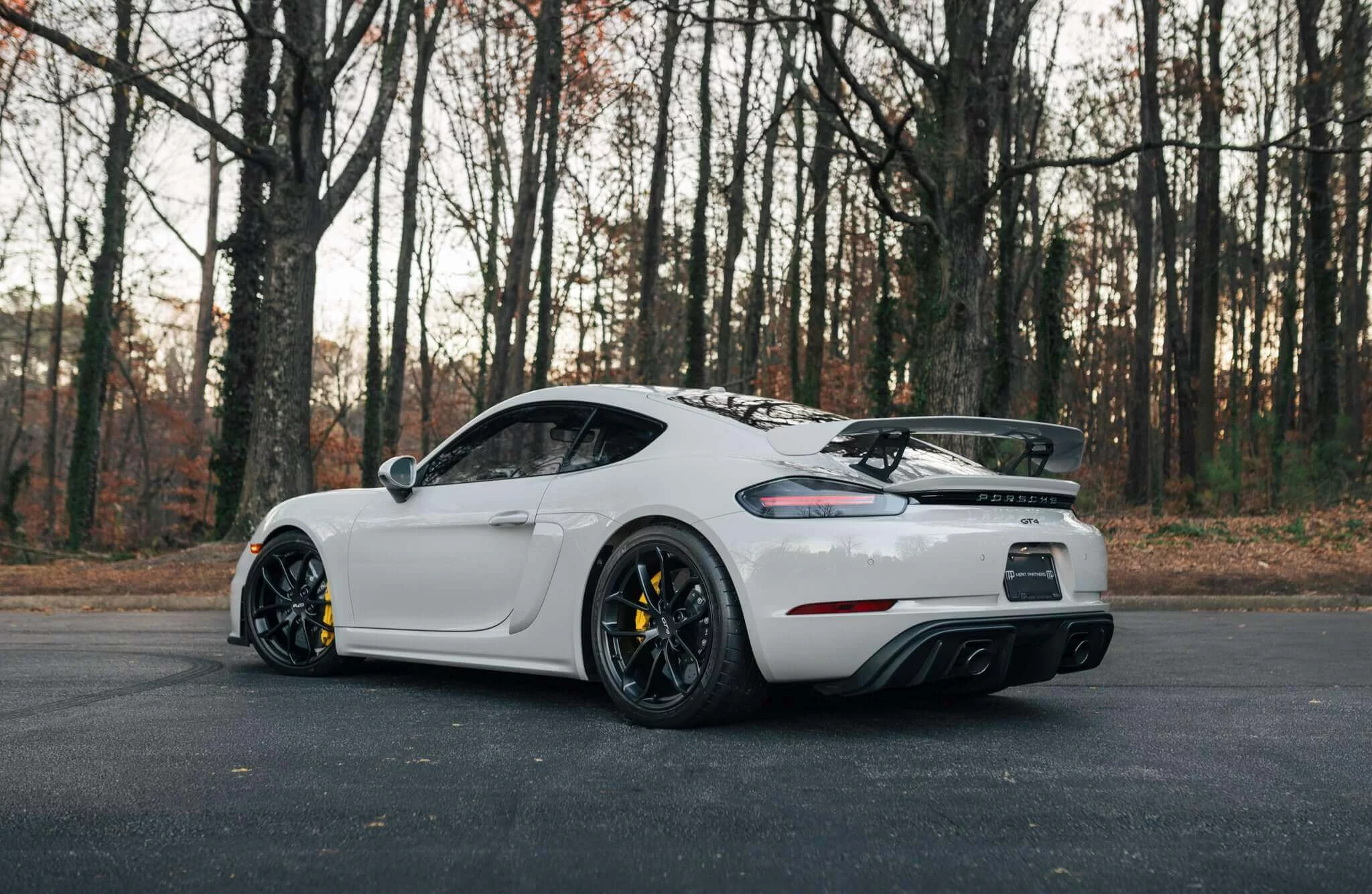 Crayon Porsche 718 Cayman GT4